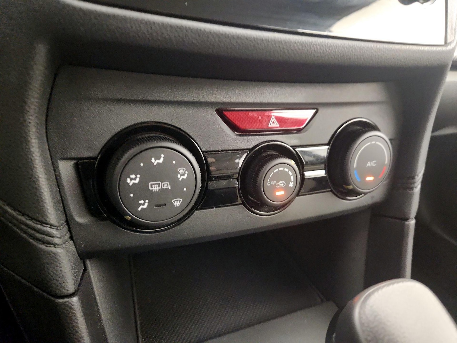 2018 Subaru Impreza Premium - Photo 17
