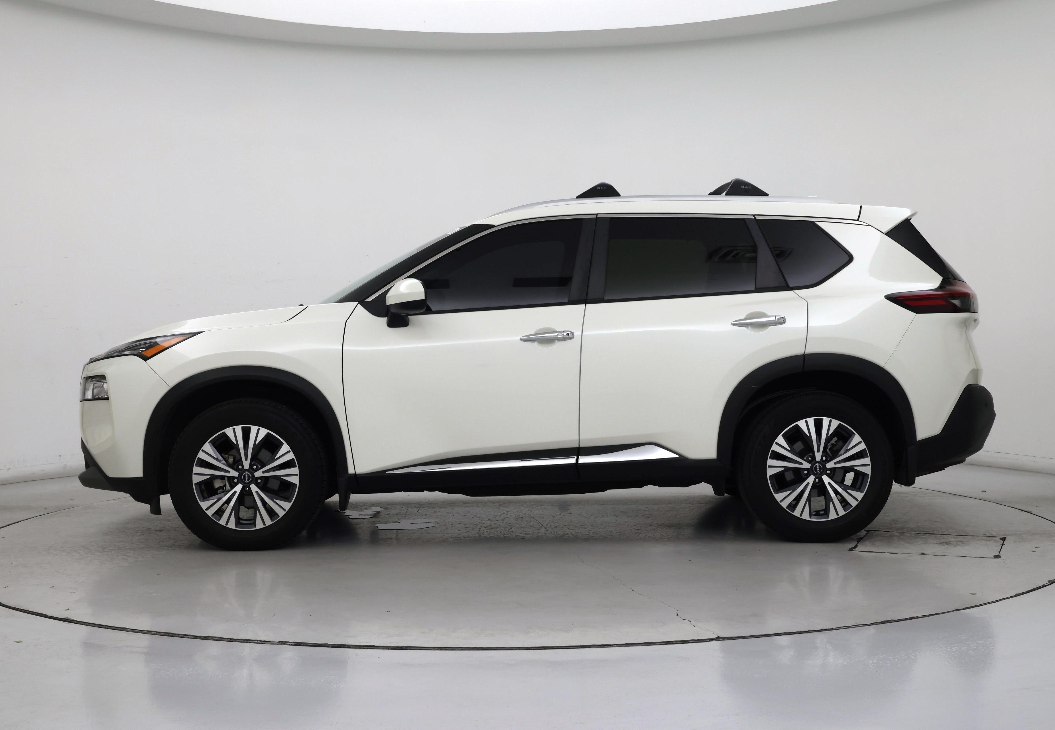 Thumbnail: 2023 Nissan Rogue - 3