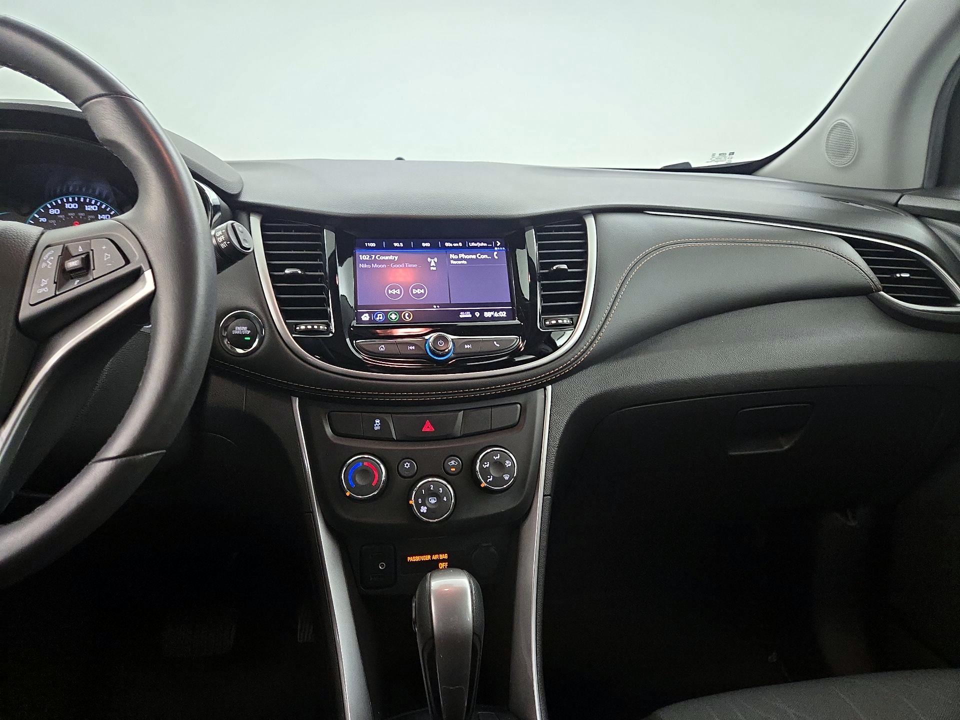 Thumbnail: 2022 Chevrolet Trax - 9