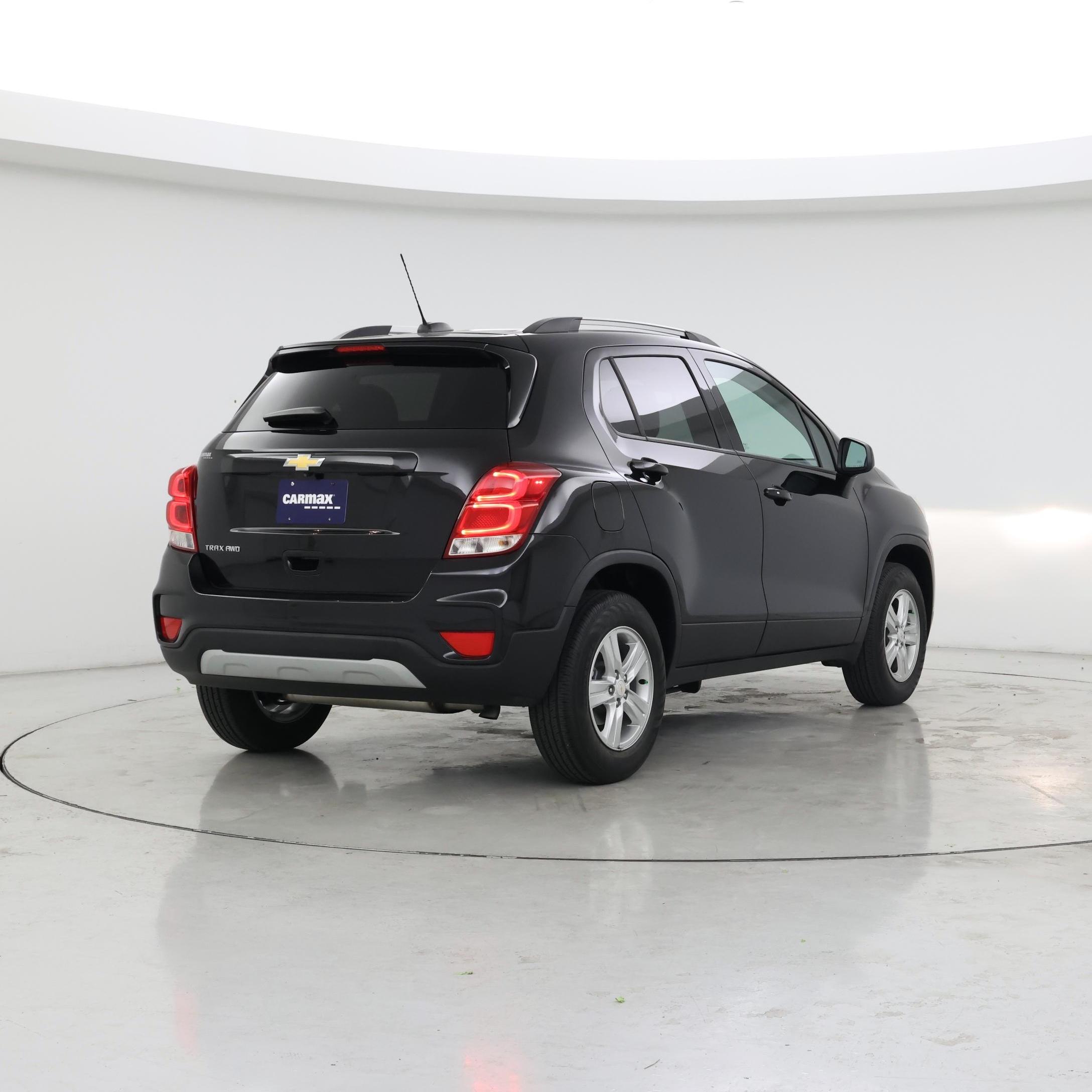 Thumbnail: 2022 Chevrolet Trax - 8
