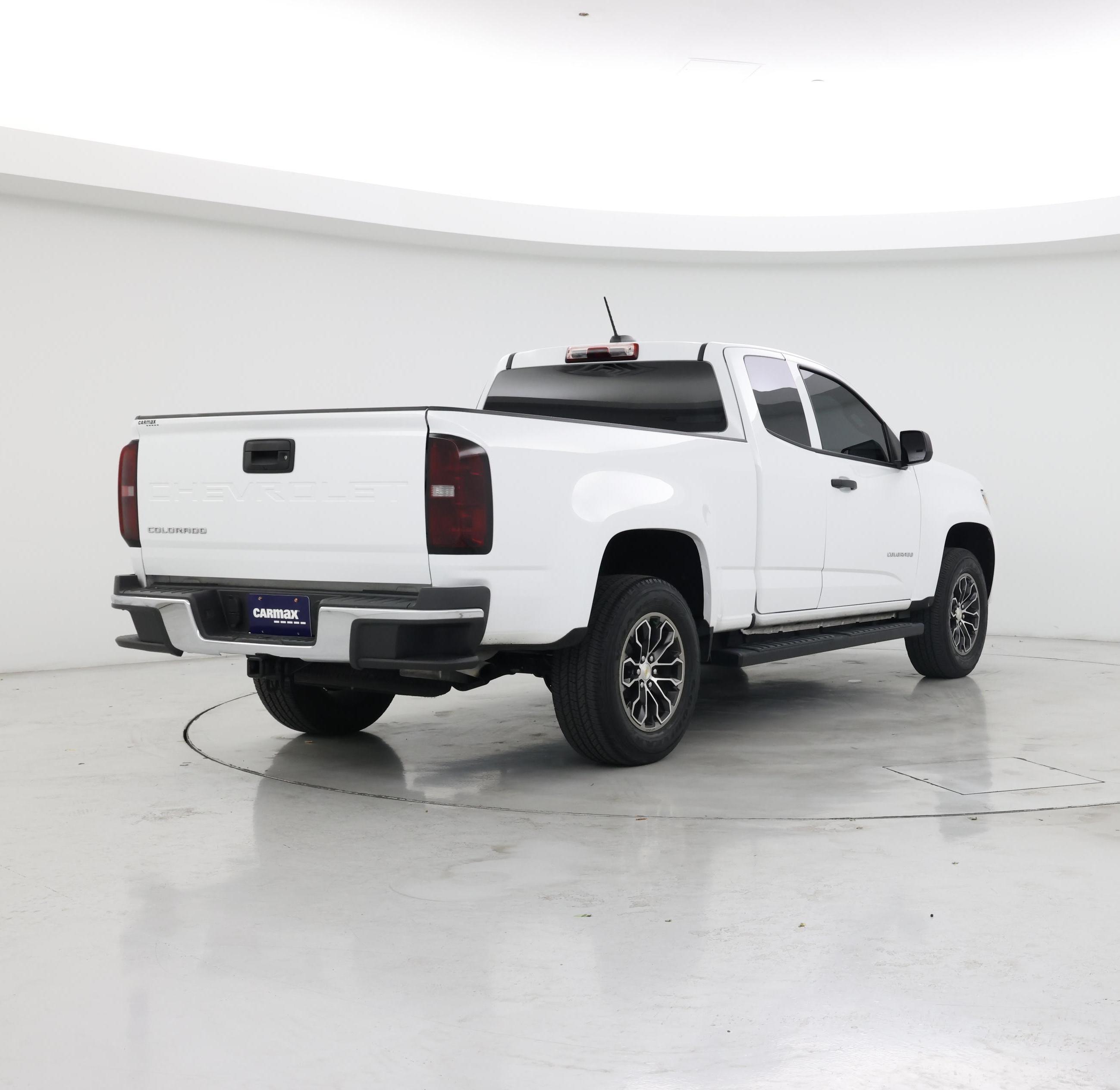 Thumbnail: 2022 Chevrolet Colorado - 8