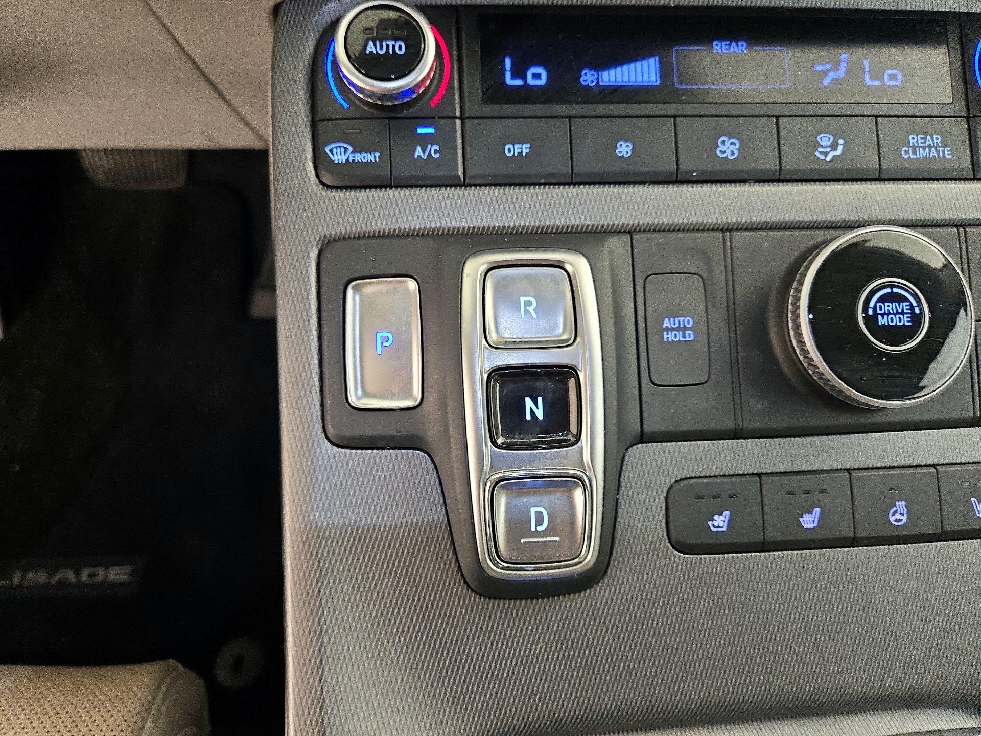 Thumbnail: 2024 Hyundai Palisade - 18