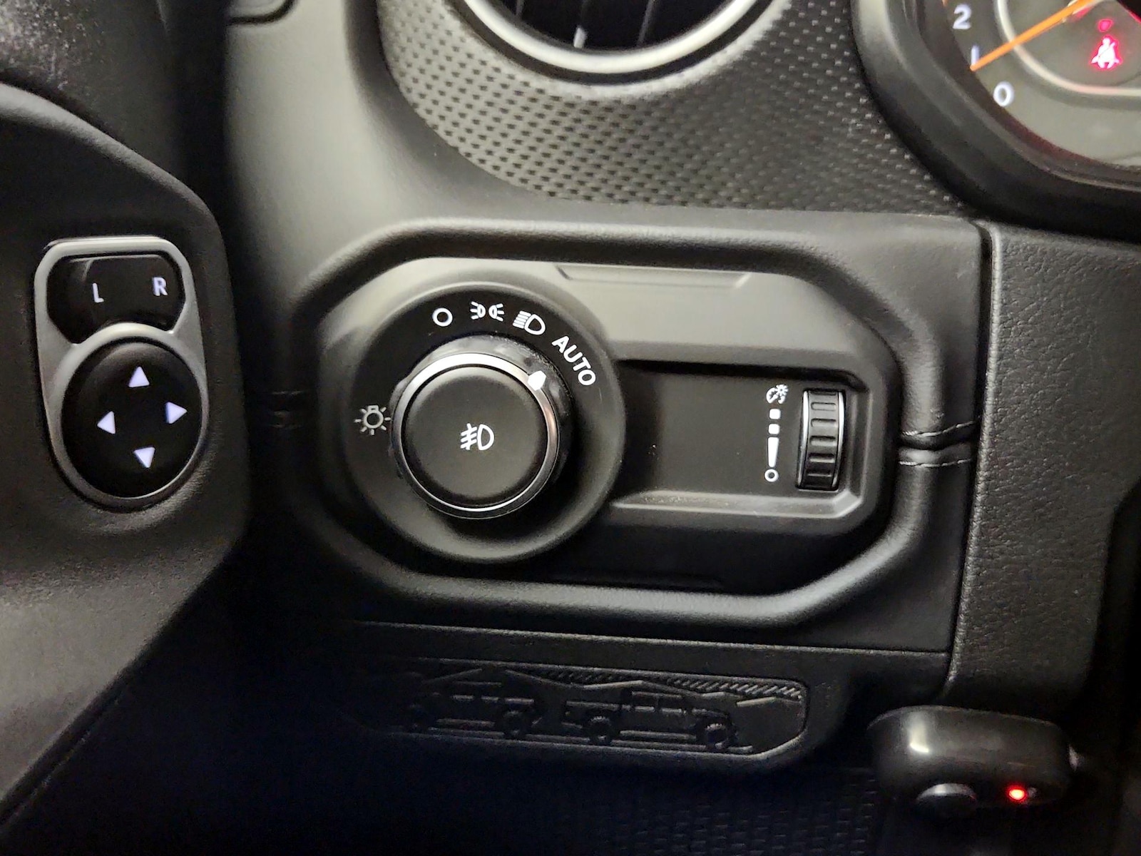 2026 Jeep Wrangler 4-Door Rubicon - Photo 14