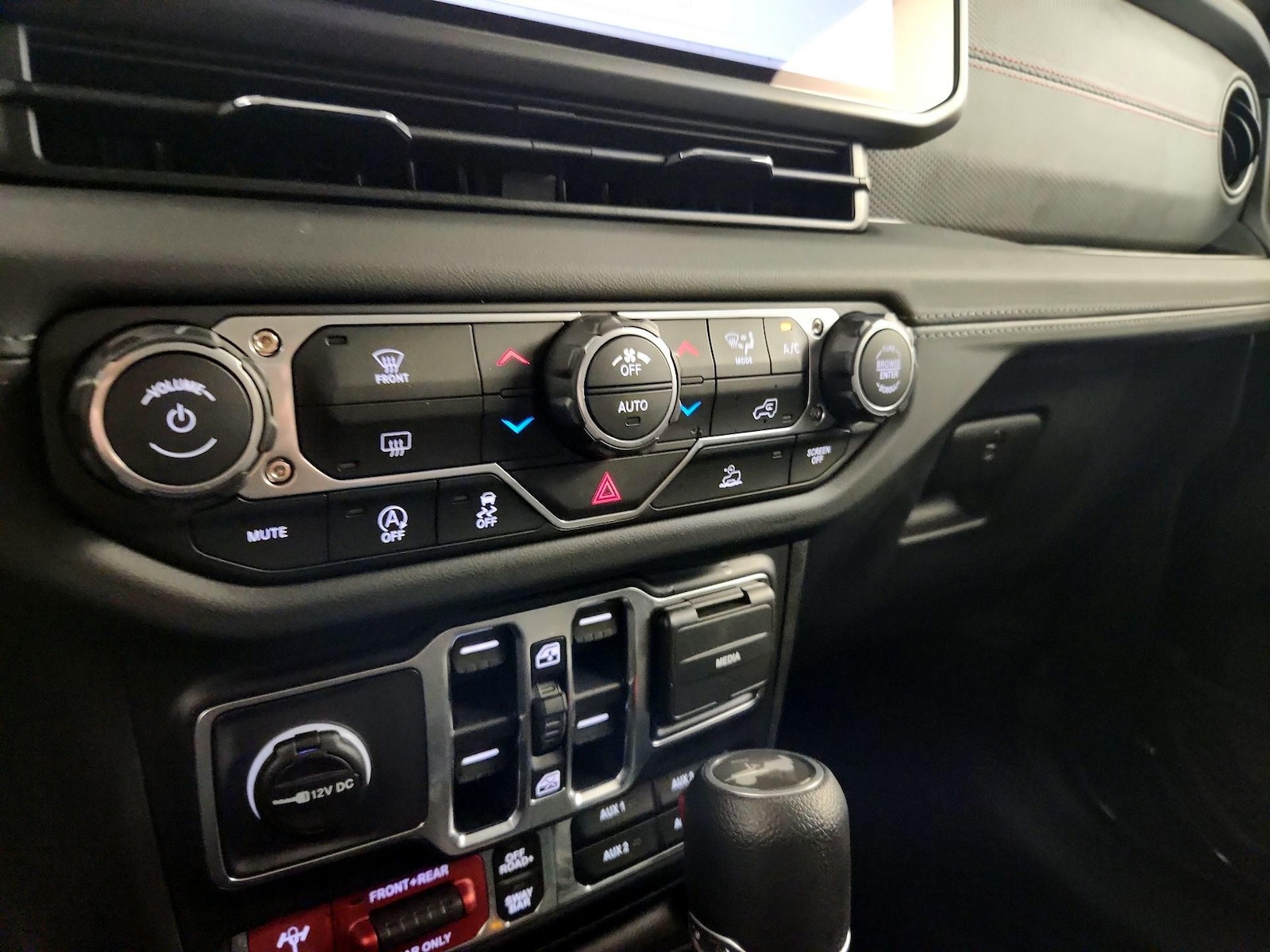 2026 Jeep Wrangler 4-Door Rubicon - Photo 17