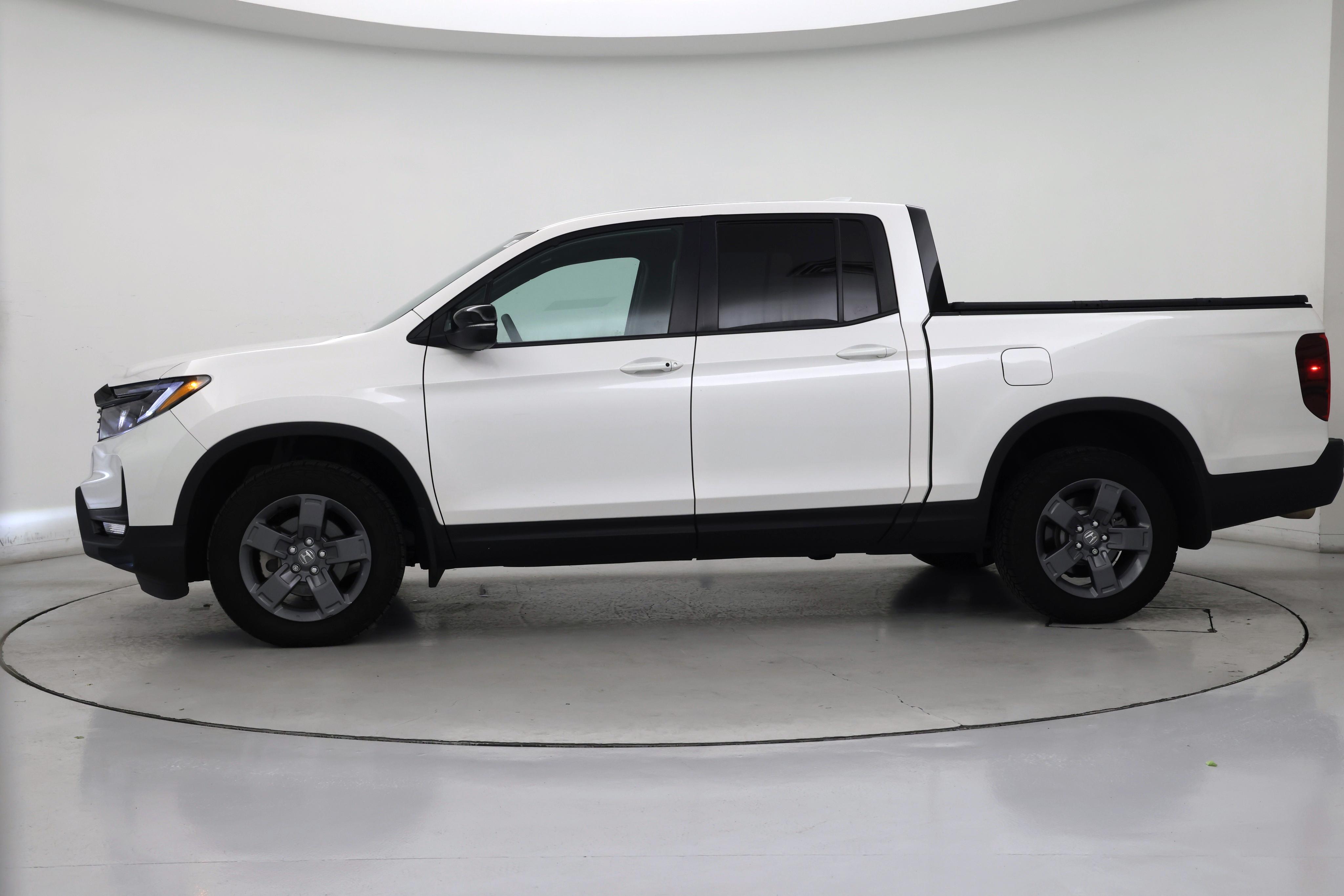 Thumbnail: 2024 Honda Ridgeline - 3