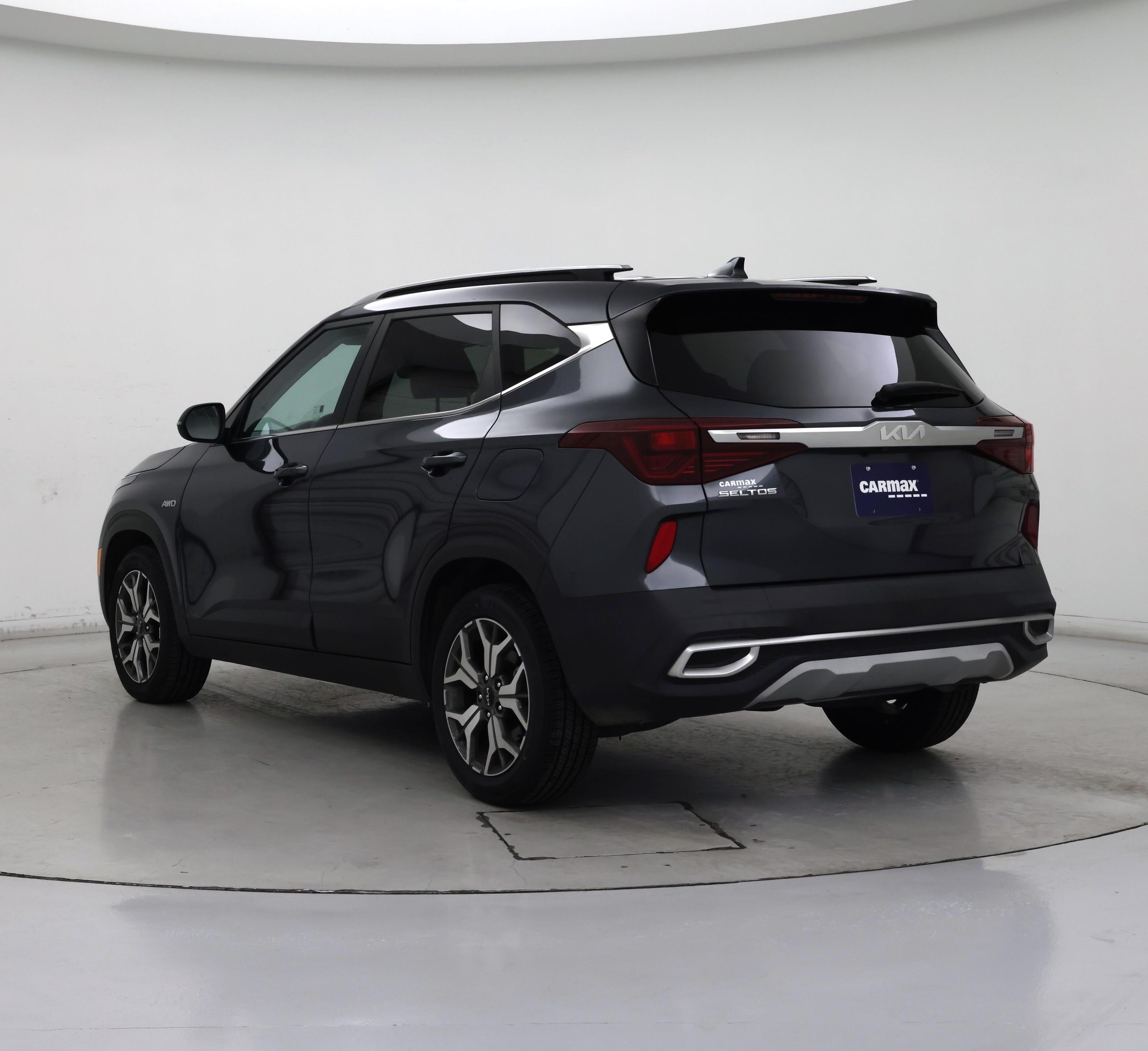 Thumbnail: 2022 Kia Seltos - 2