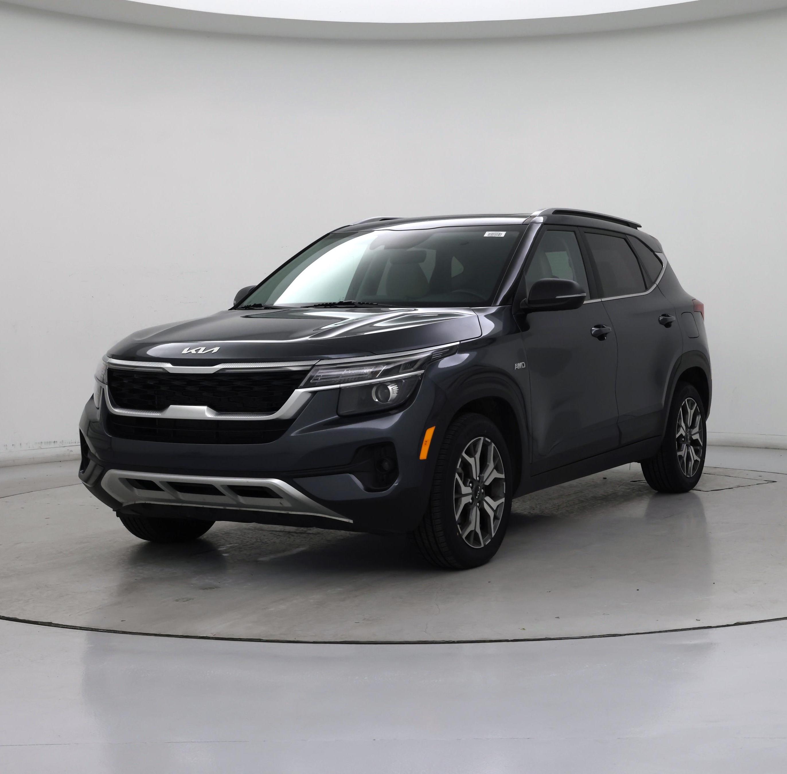 Thumbnail: 2022 Kia Seltos - 4