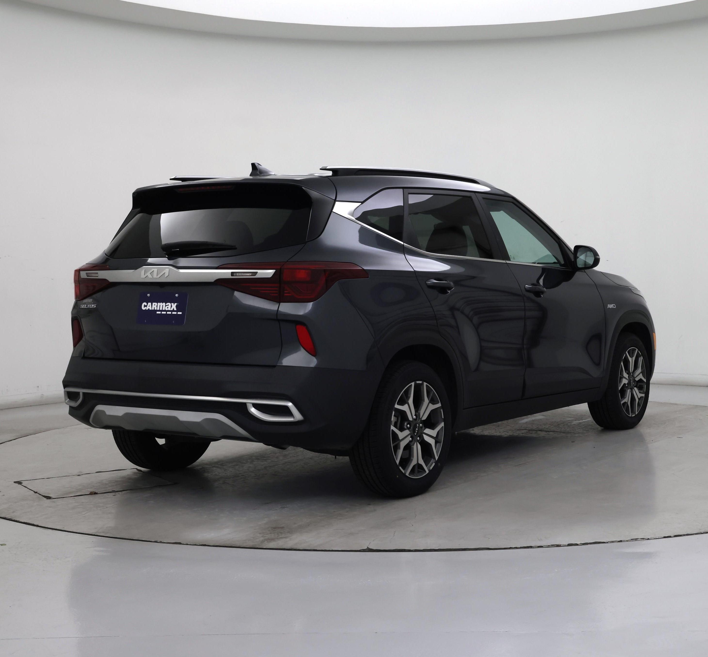 Thumbnail: 2022 Kia Seltos - 8