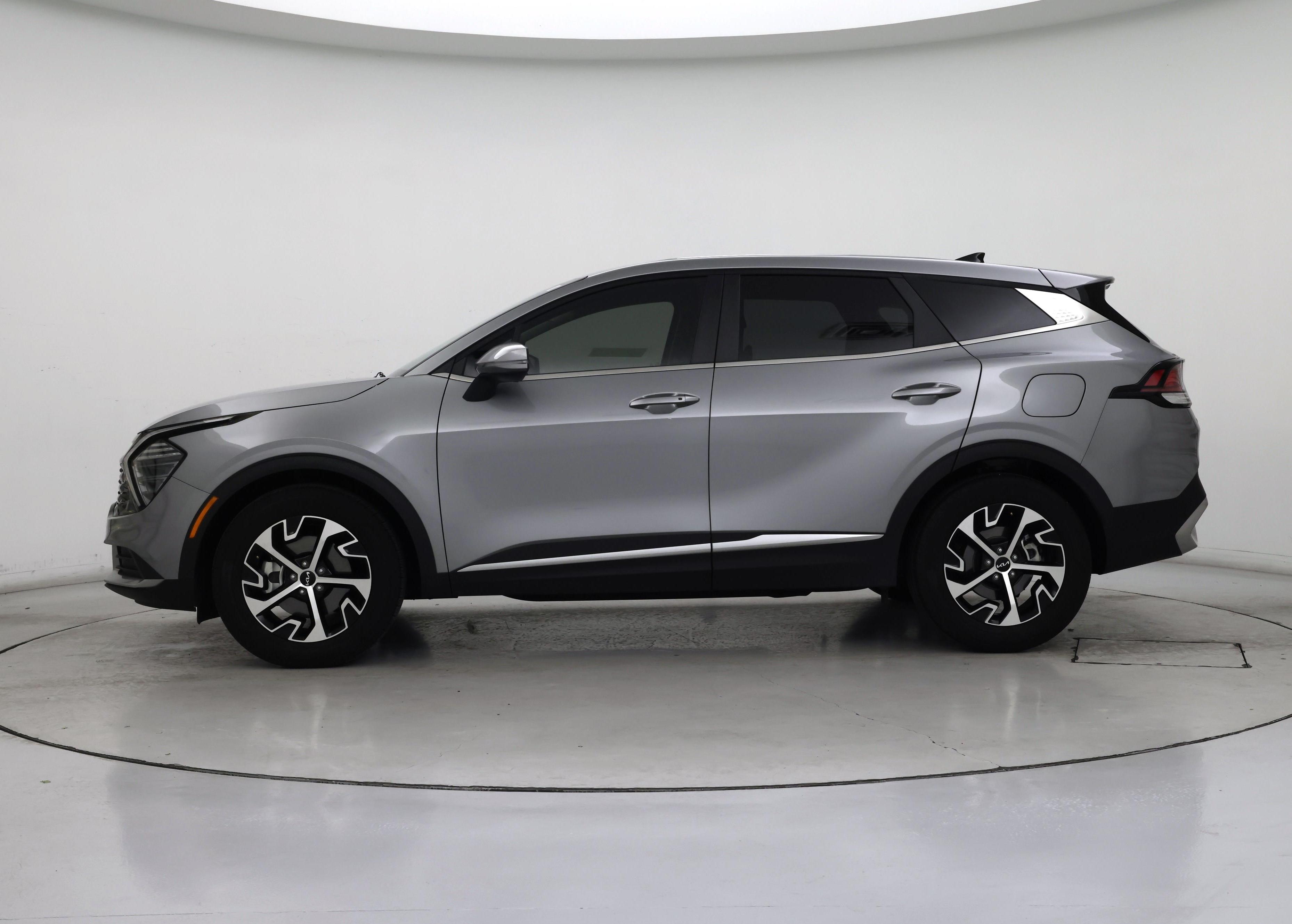Thumbnail: 2024 Kia Sportage - 3