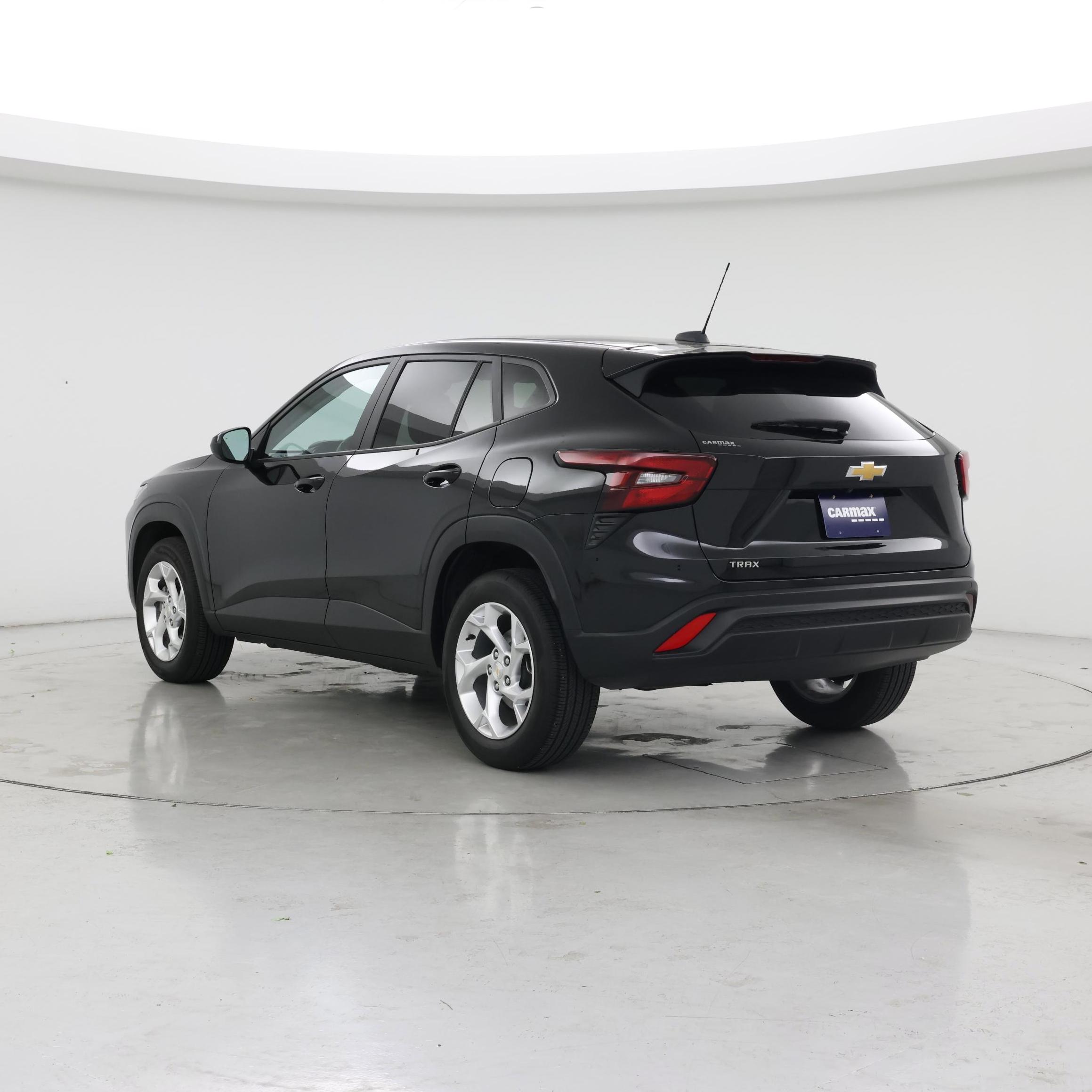 Thumbnail: 2025 Chevrolet Trax - 2