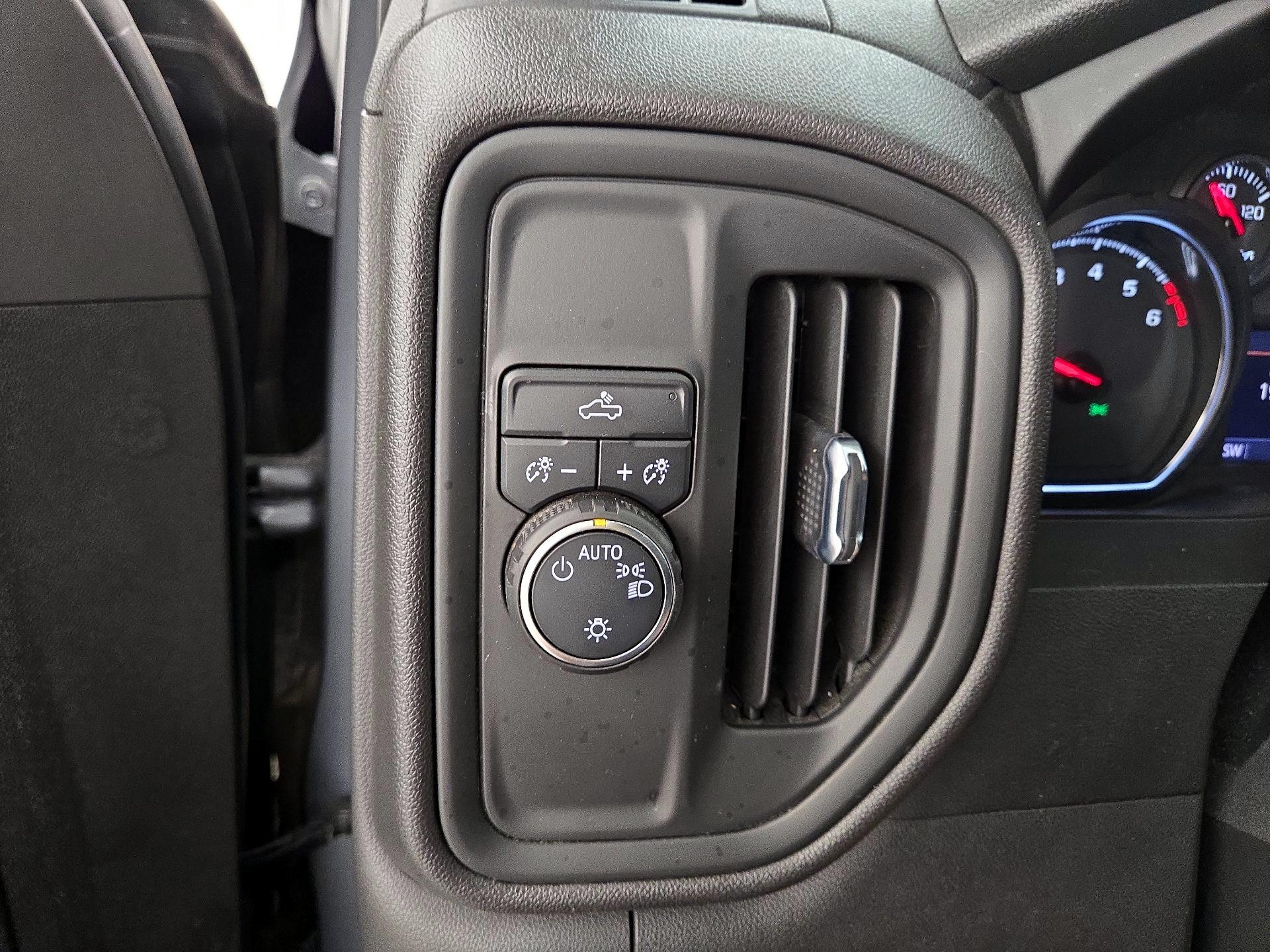 Thumbnail: 2021 Chevrolet Silverado 1500 - 13