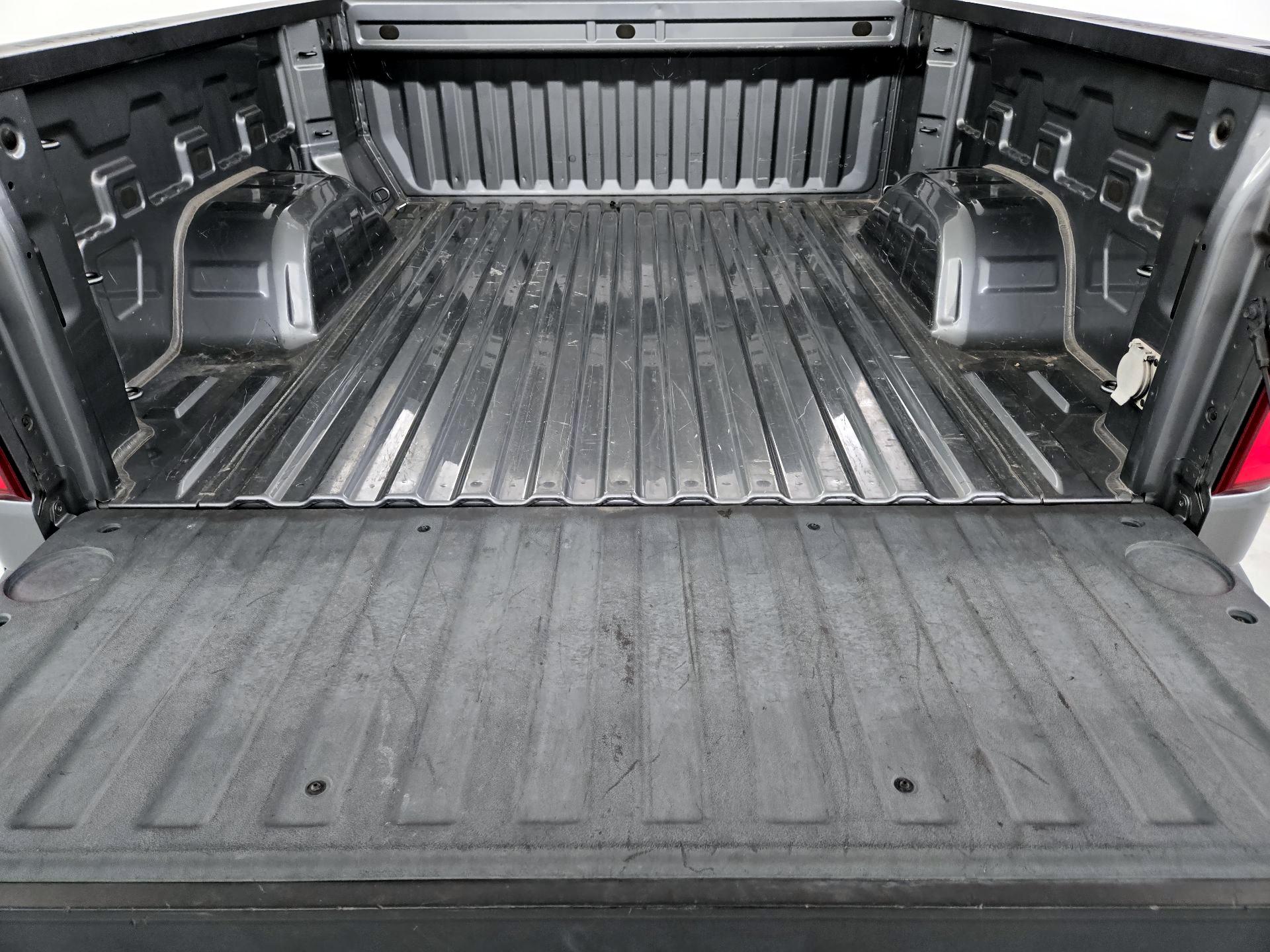 Thumbnail: 2021 Chevrolet Silverado 1500 - 20
