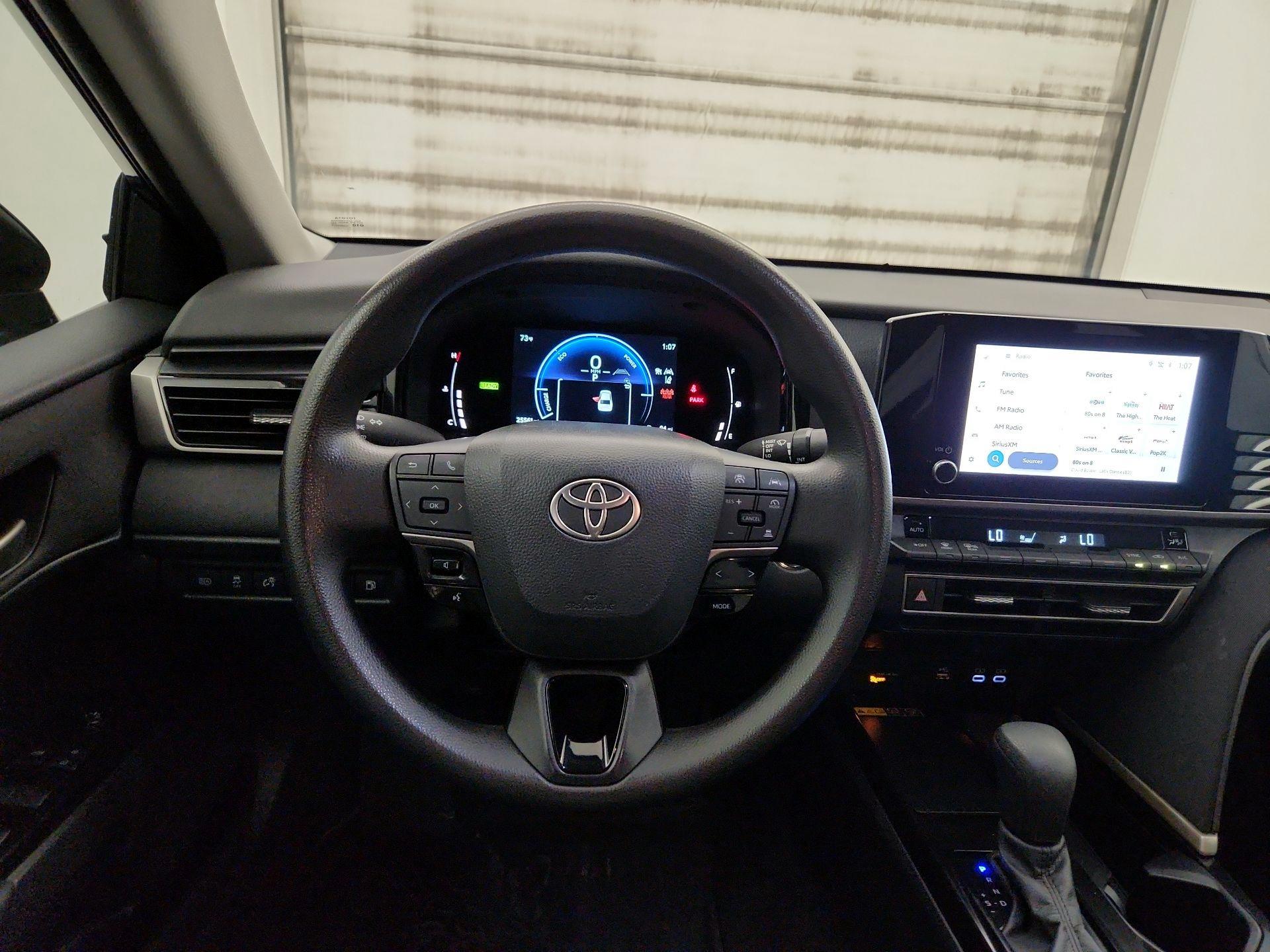 Thumbnail: 2025 Toyota Camry - 10