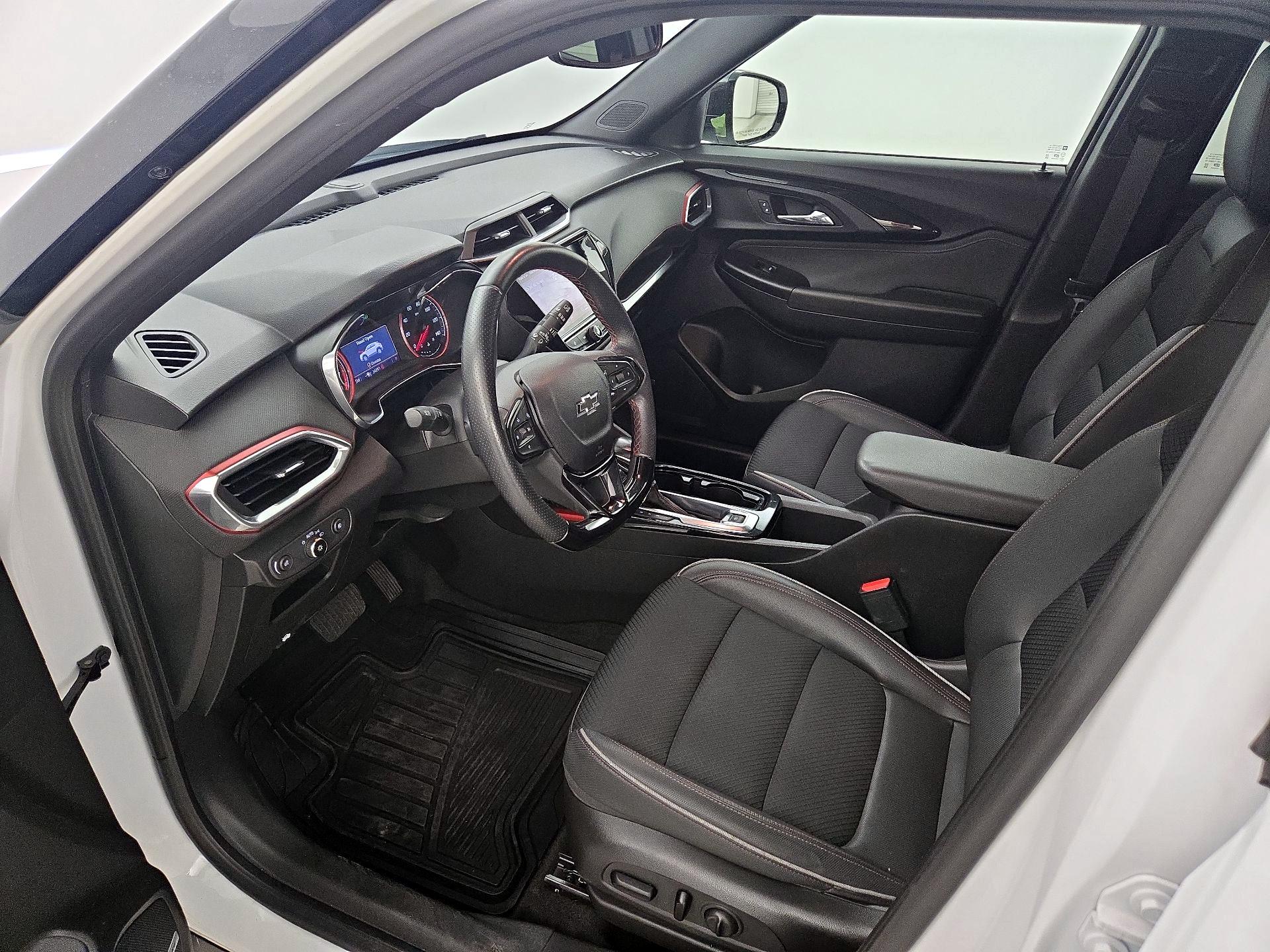 Thumbnail: 2021 Chevrolet TrailBlazer - 11