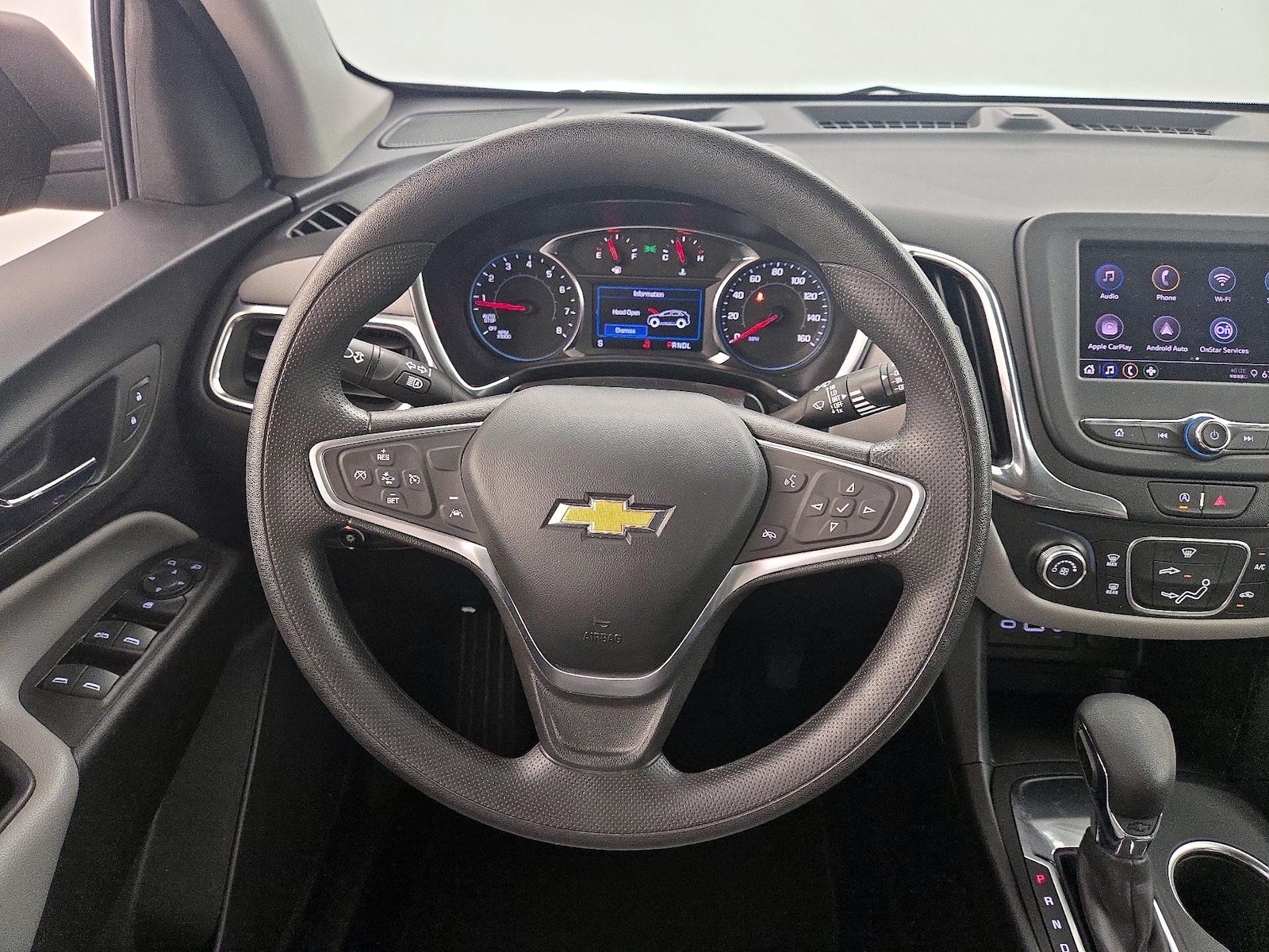 2022 Chevrolet Equinox LS - Photo 11