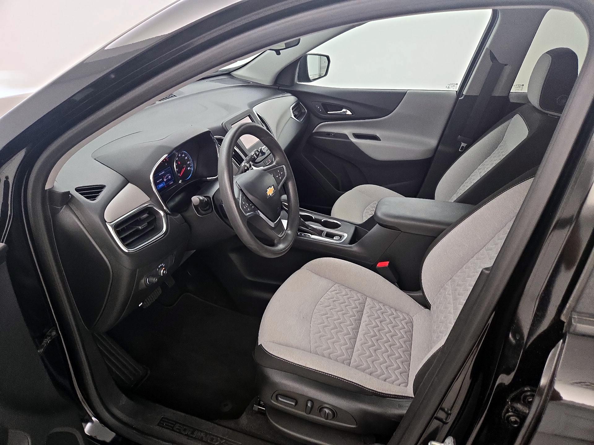 Thumbnail: 2022 Chevrolet Equinox - 11
