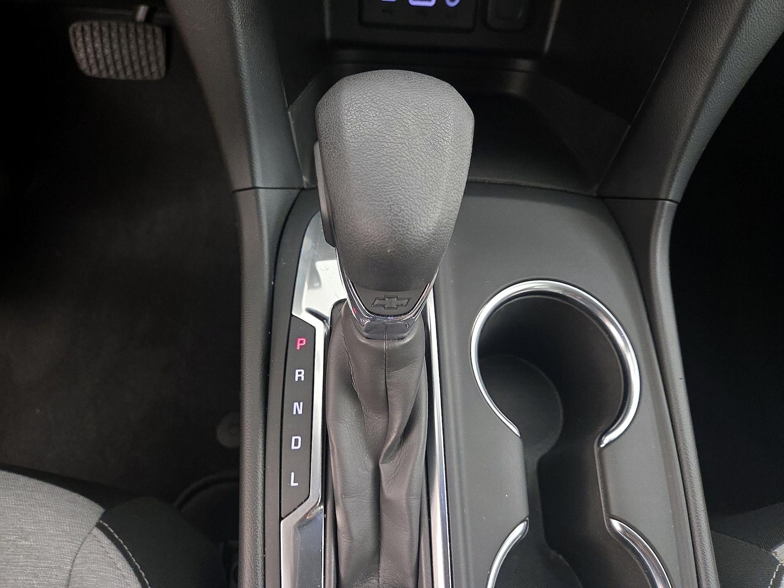 2022 Chevrolet Equinox LS - Photo 18