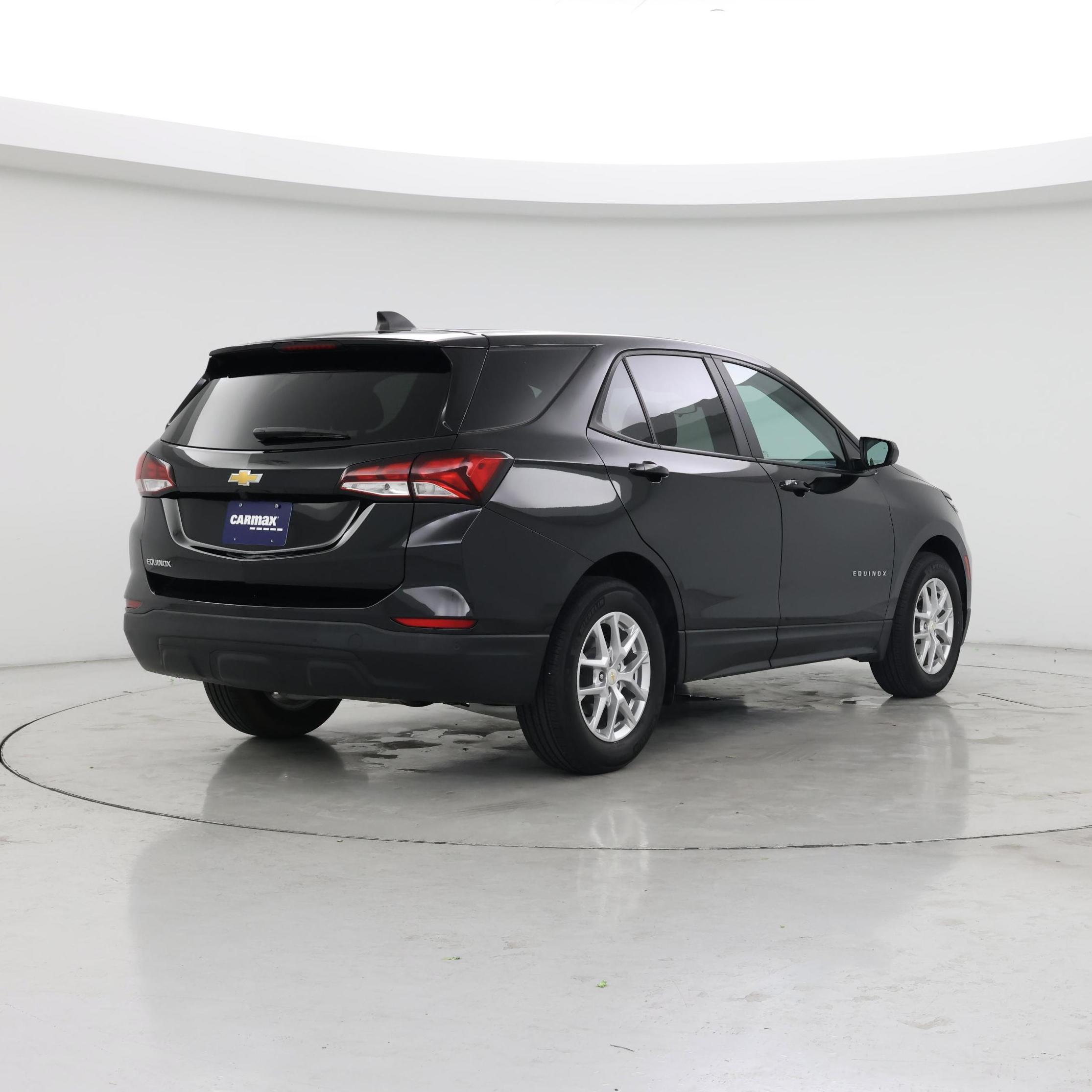 Thumbnail: 2022 Chevrolet Equinox - 8