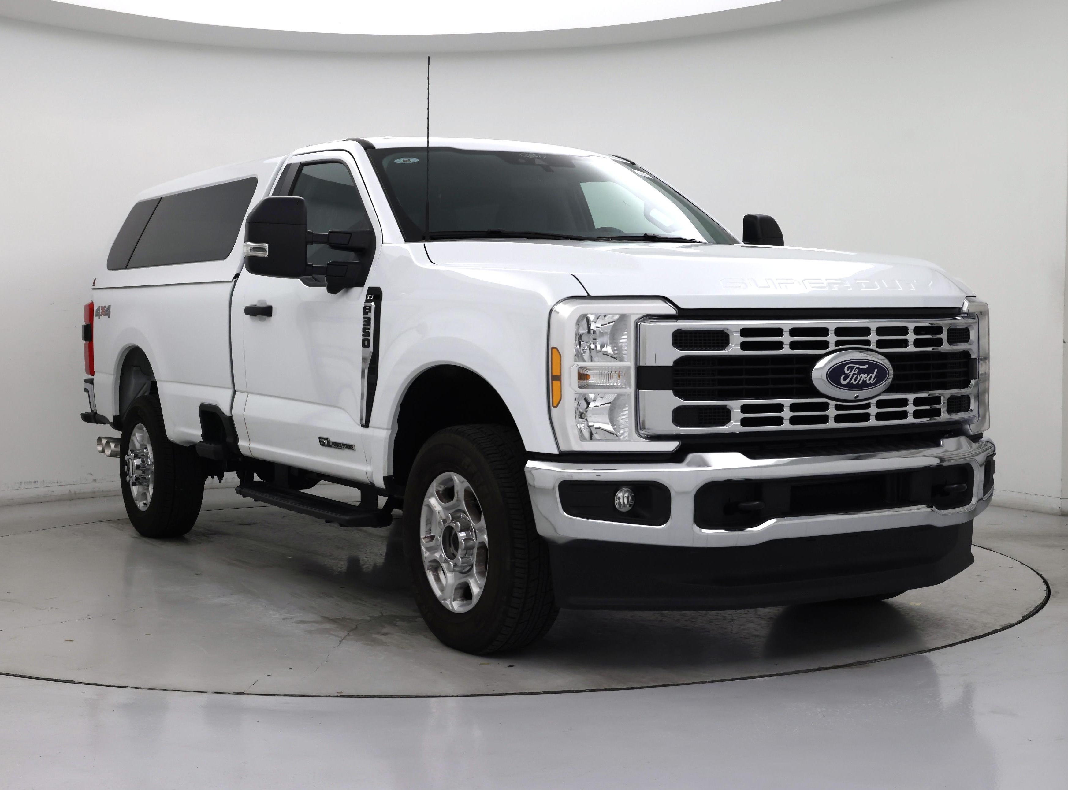 White 2026 Ford F-350 Super Duty Pickup Truck Four-Wheel Drive Automatic