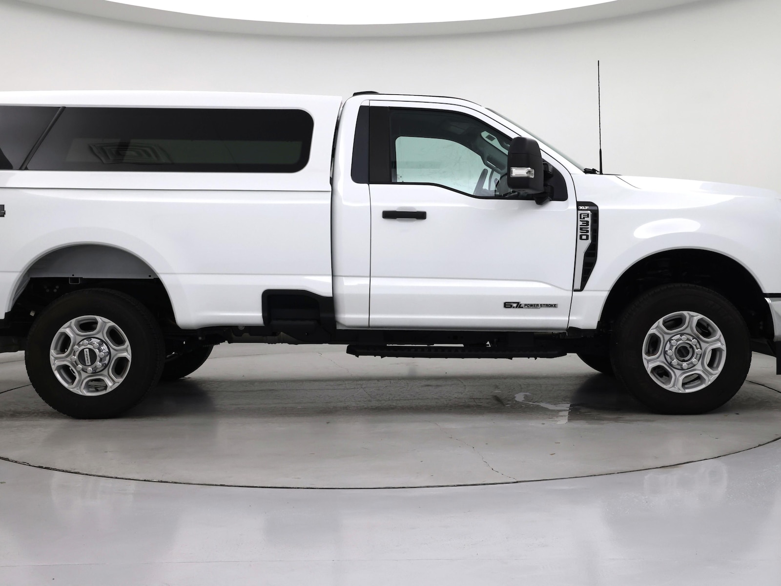 2026 Ford F-350 Super Duty XL - Photo 8