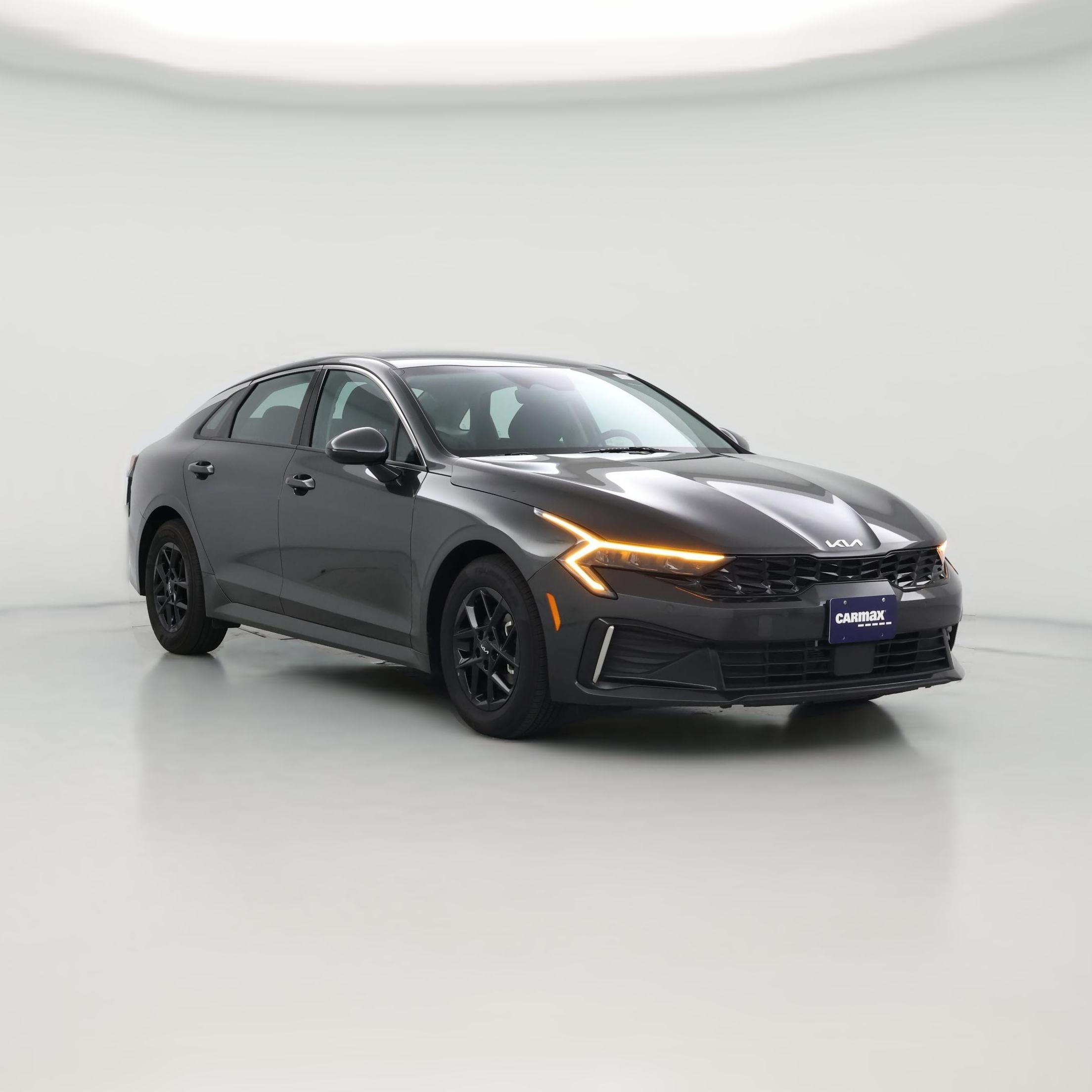 Thumbnail: 2025 Kia K5 - 1