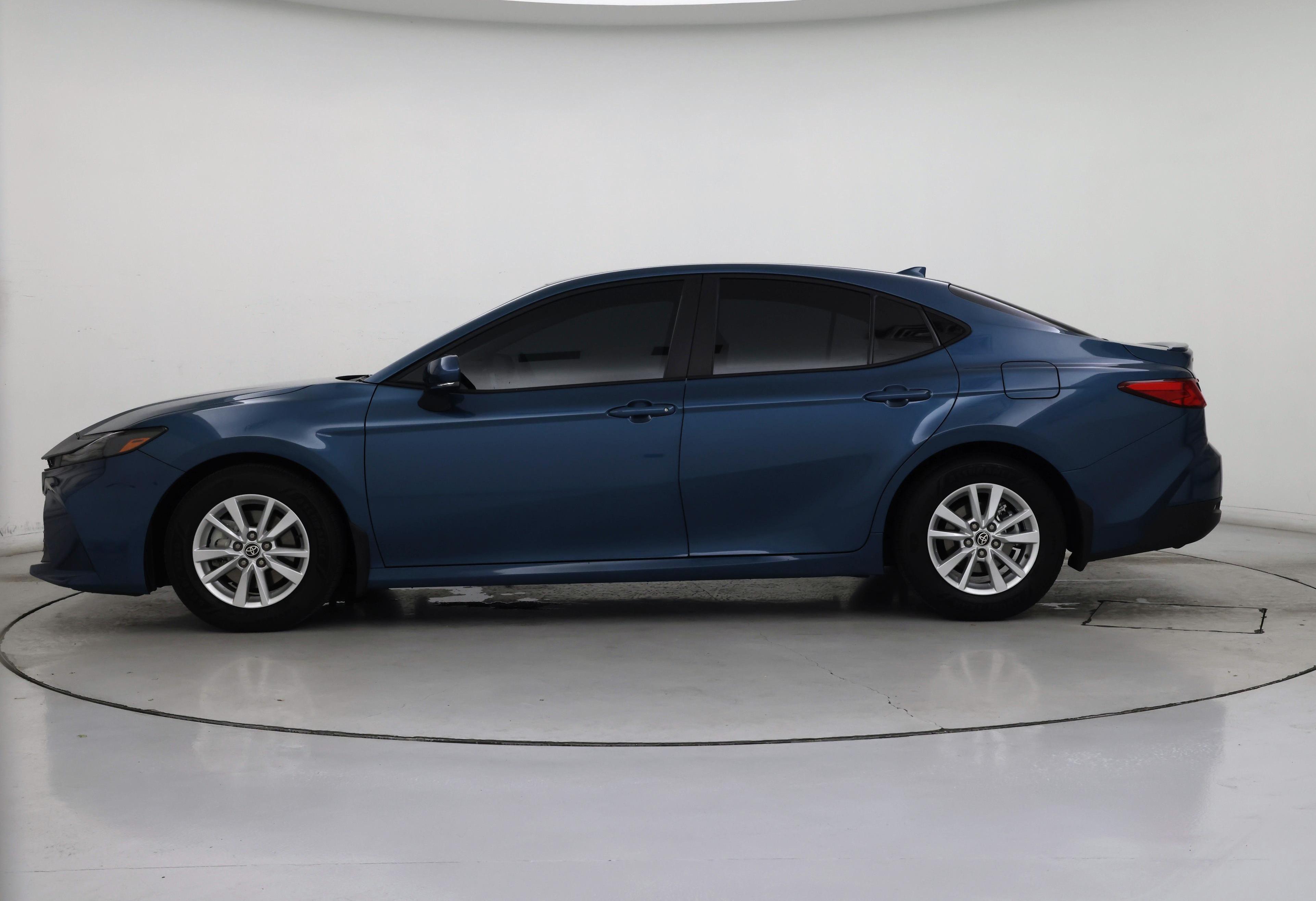 Thumbnail: 2025 Toyota Camry - 3