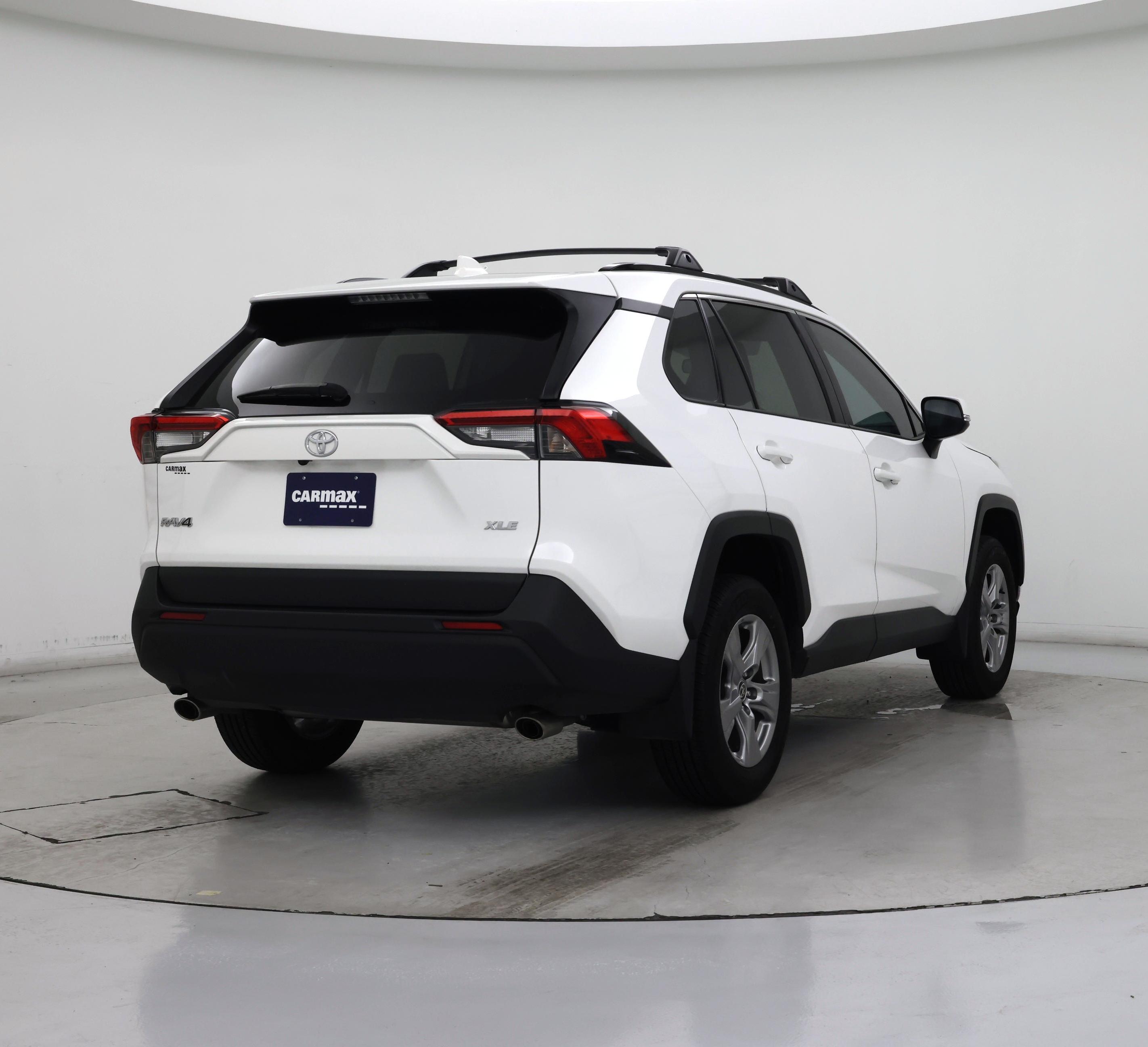 Thumbnail: 2024 Toyota RAV4 - 8
