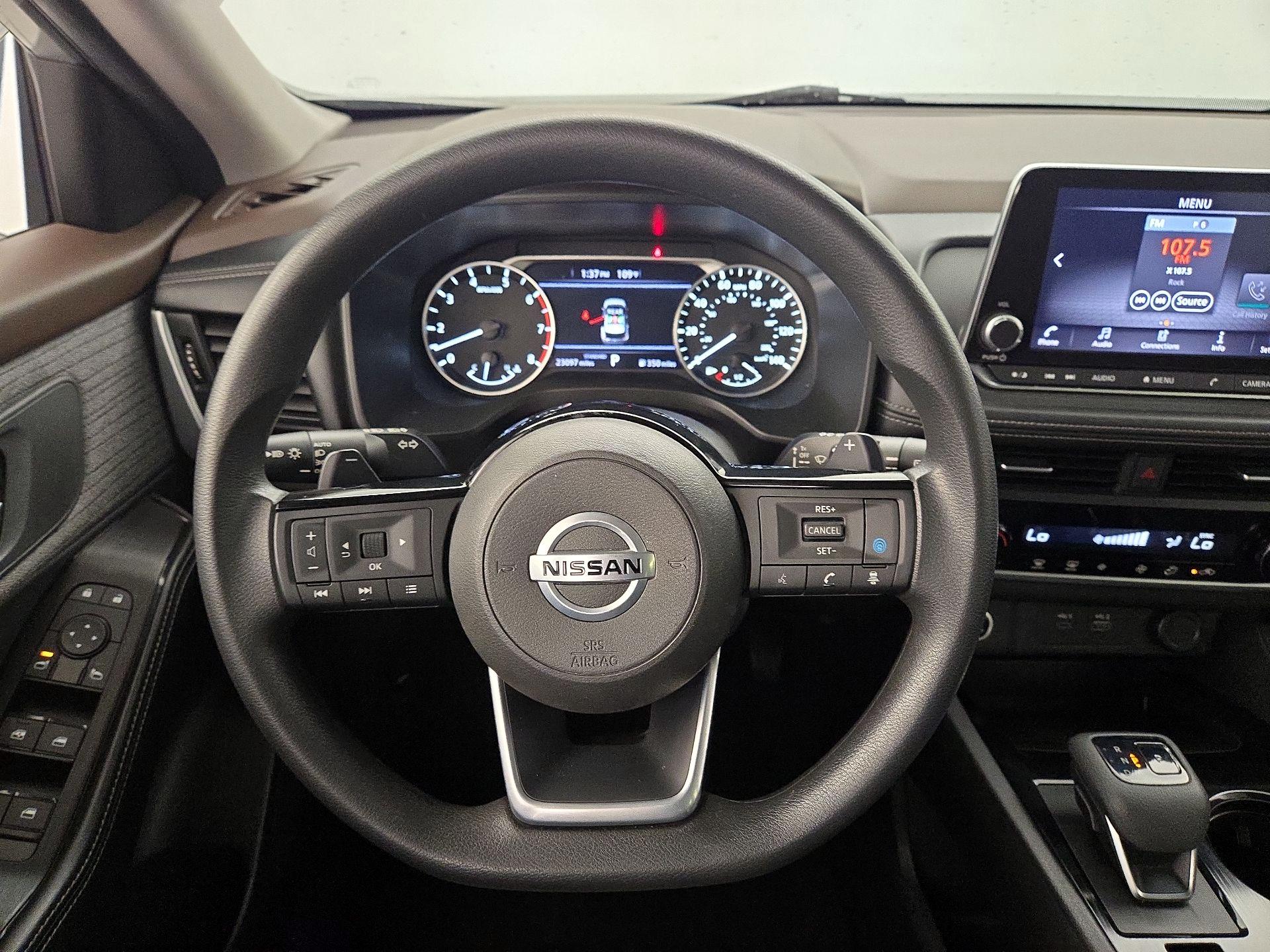 Thumbnail: 2023 Nissan Rogue - 10