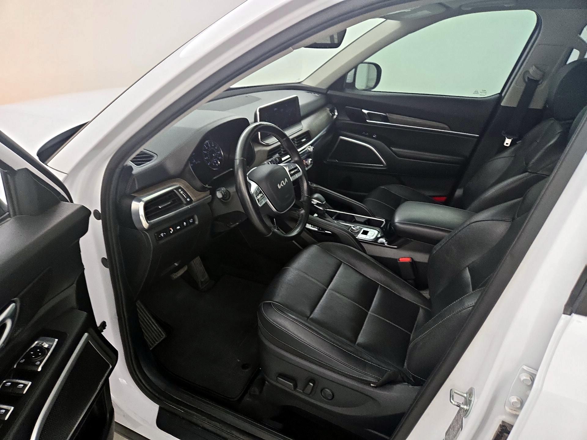 Thumbnail: 2022 Kia Telluride - 11