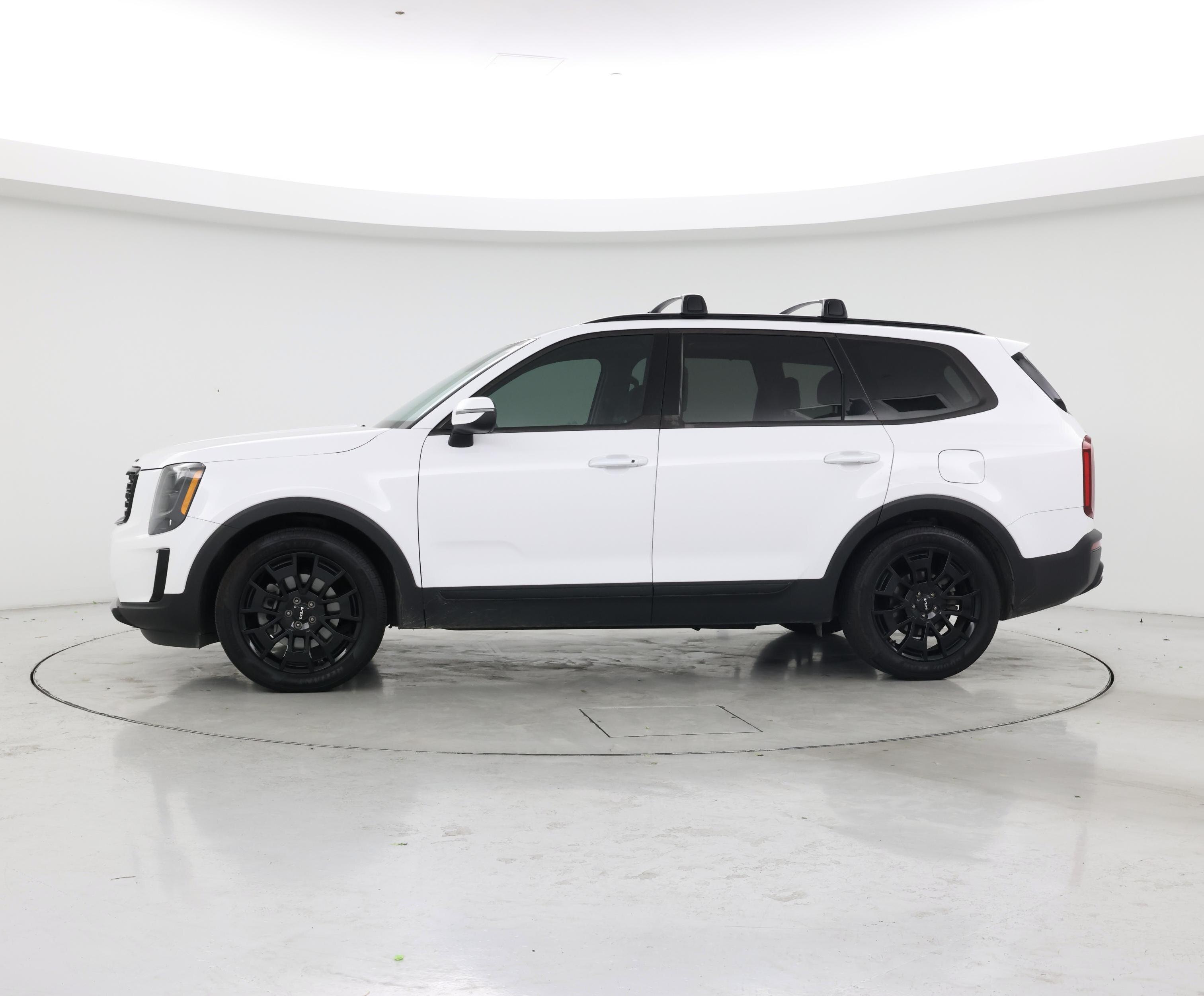 Thumbnail: 2022 Kia Telluride - 3