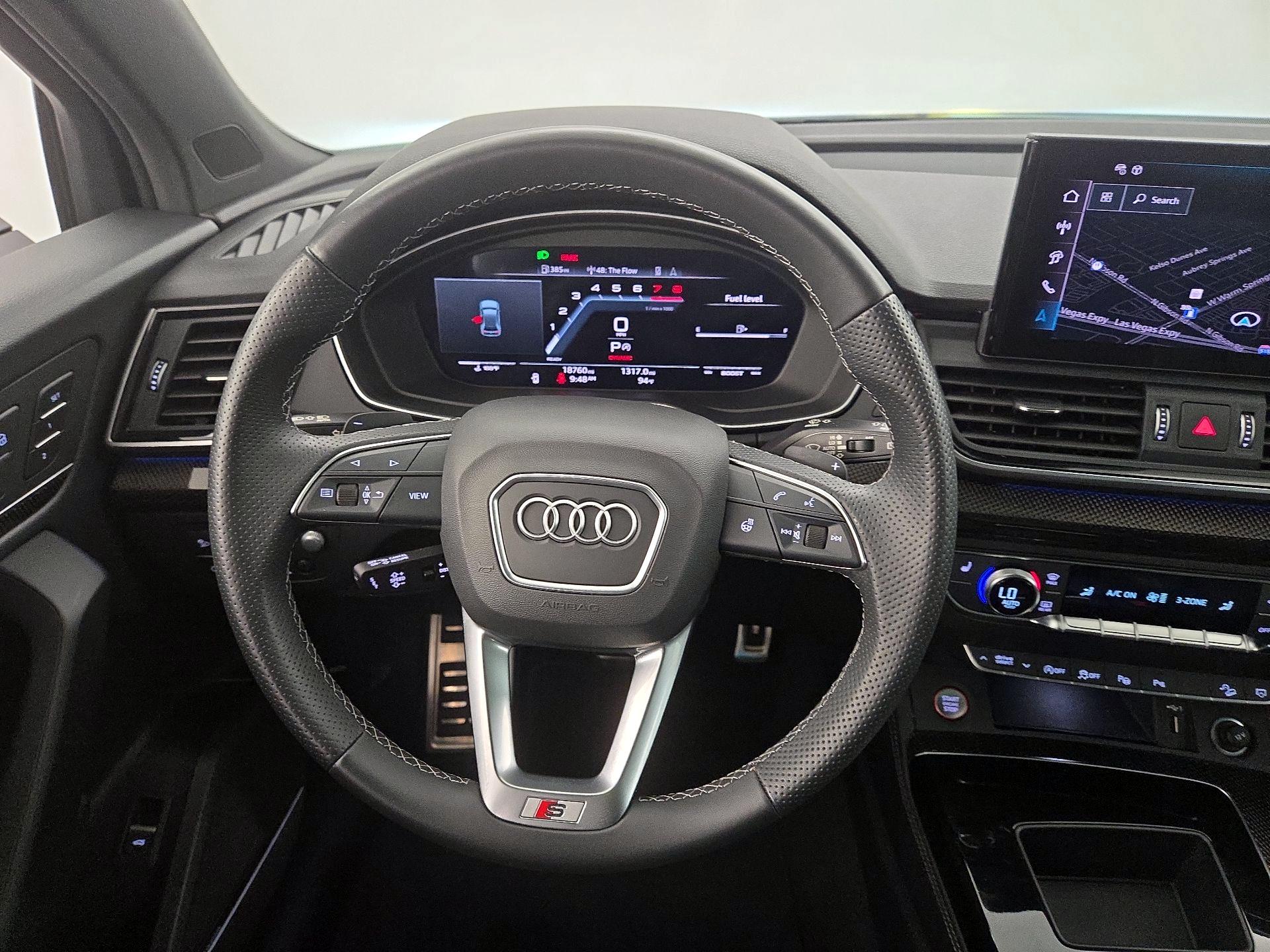 Thumbnail: 2024 Audi SQ5 - 10