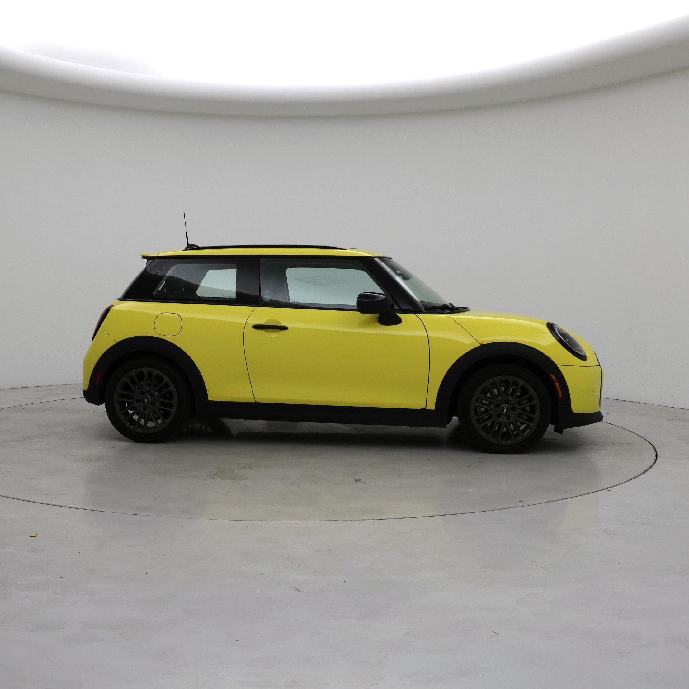 Thumbnail: 2025 MINI Cooper Hardtop - 7