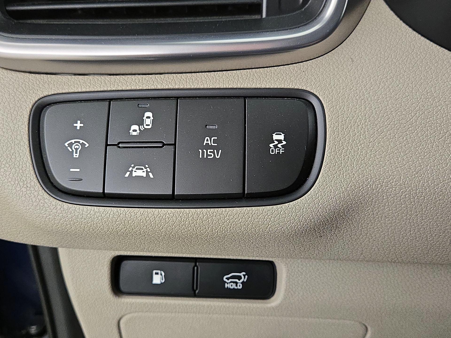 Thumbnail: 2018 Kia Sorento - 13