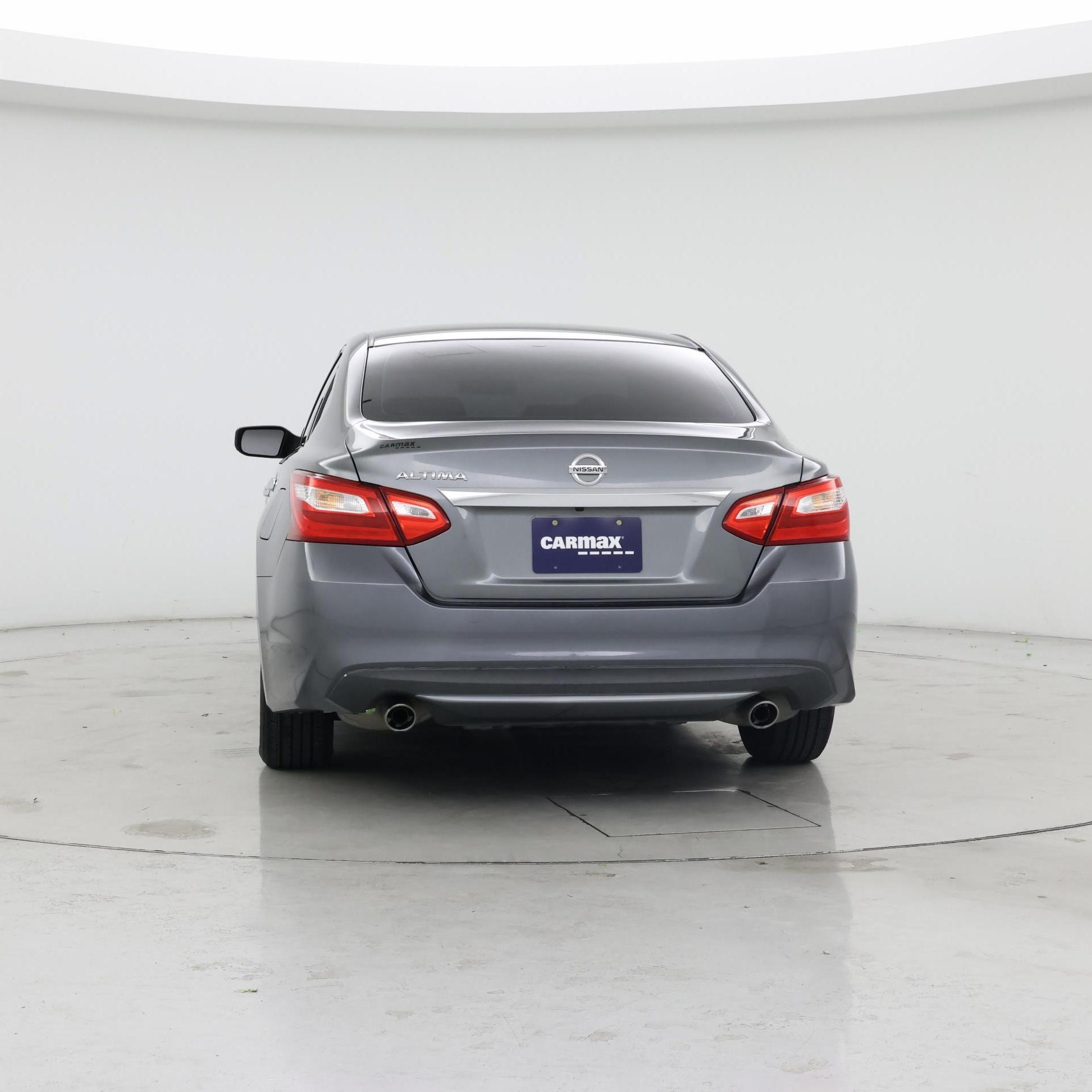 Thumbnail: 2016 Nissan Altima - 6