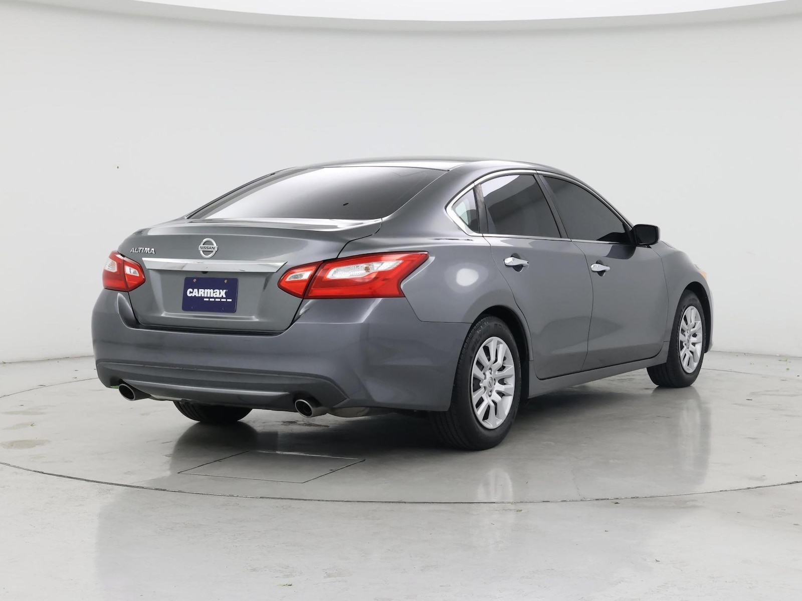 2016 Nissan Altima S - Photo 9