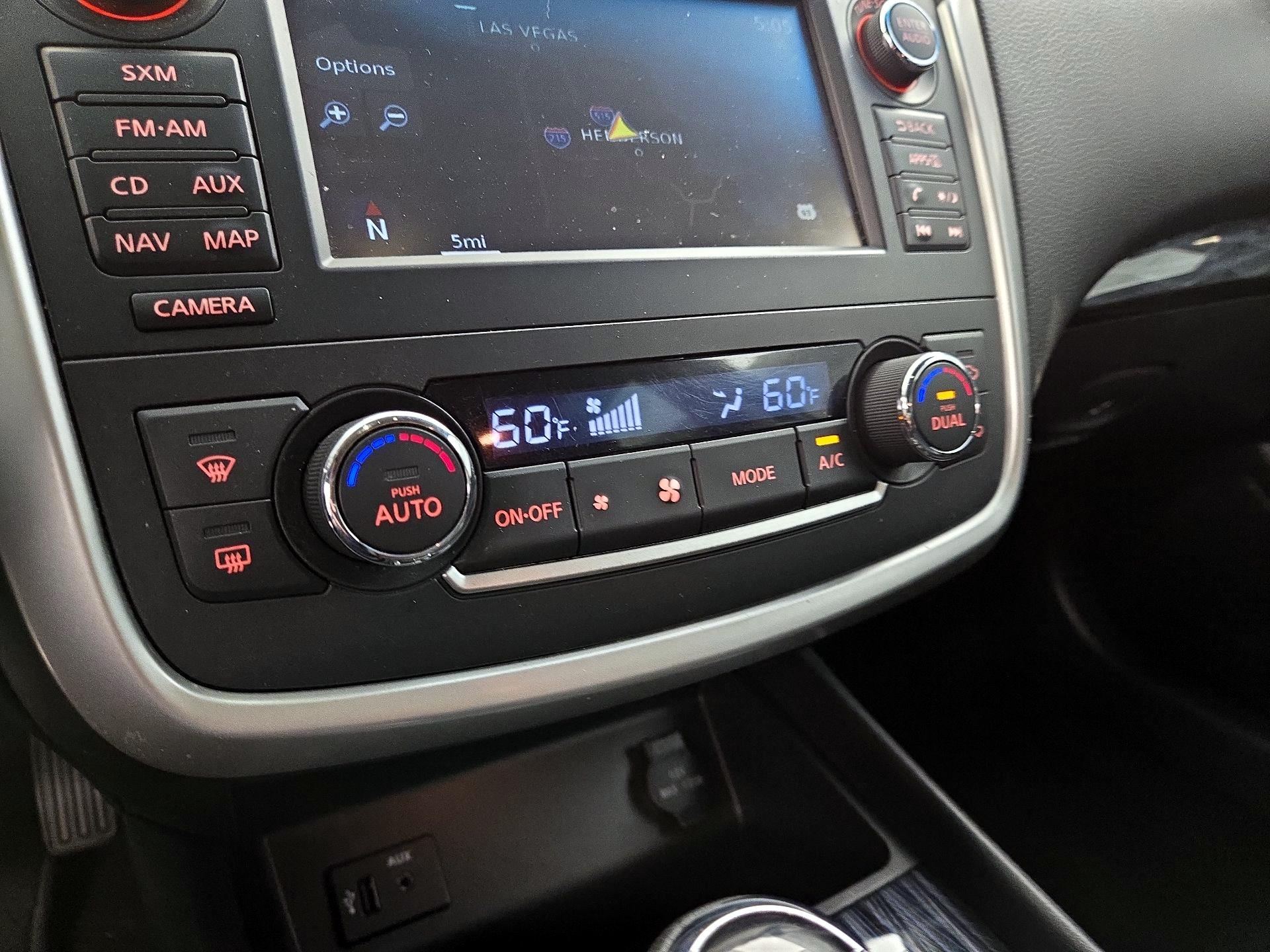 Thumbnail: 2016 Nissan Altima - 17