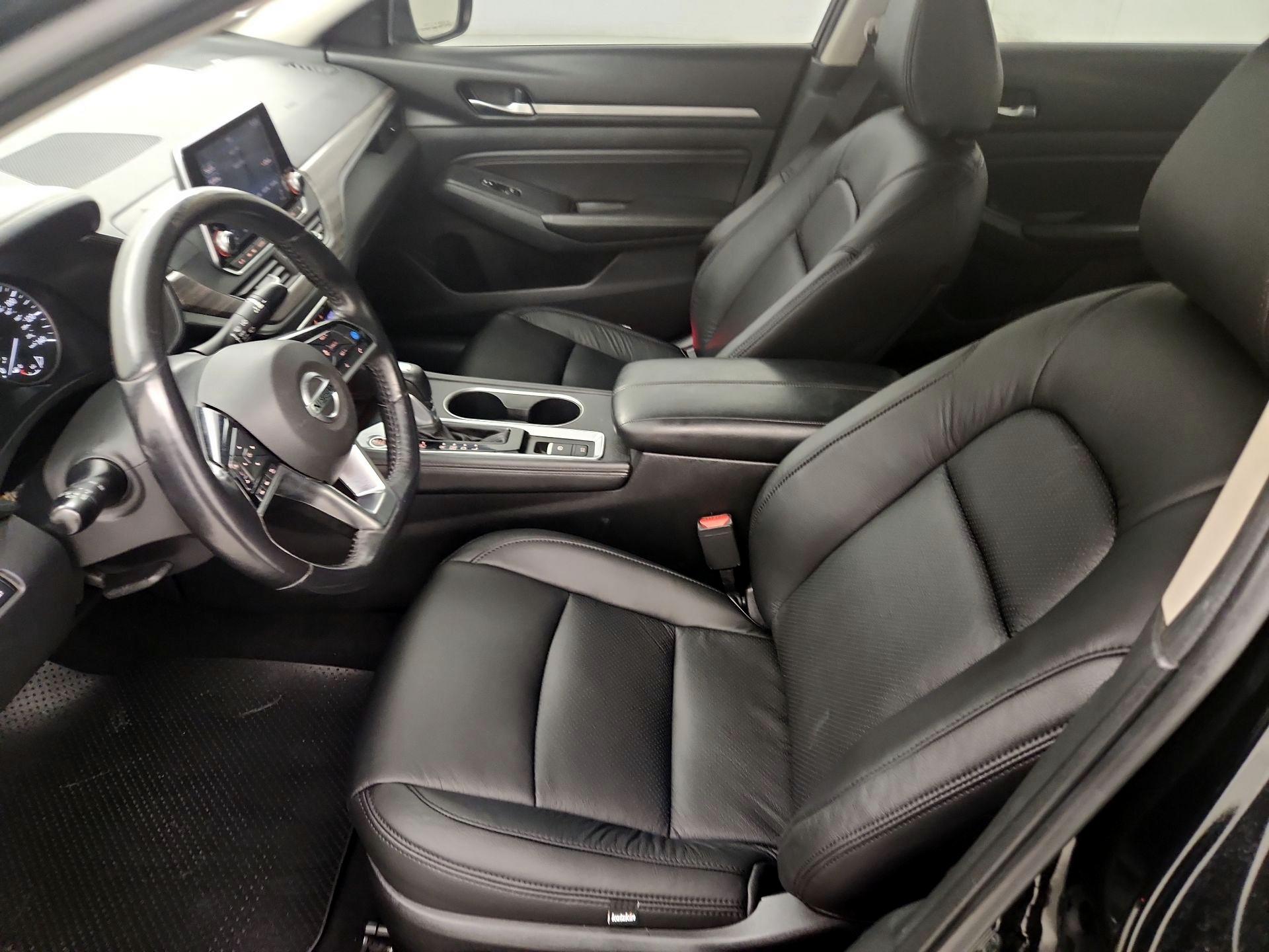 Thumbnail: 2019 Nissan Altima - 11