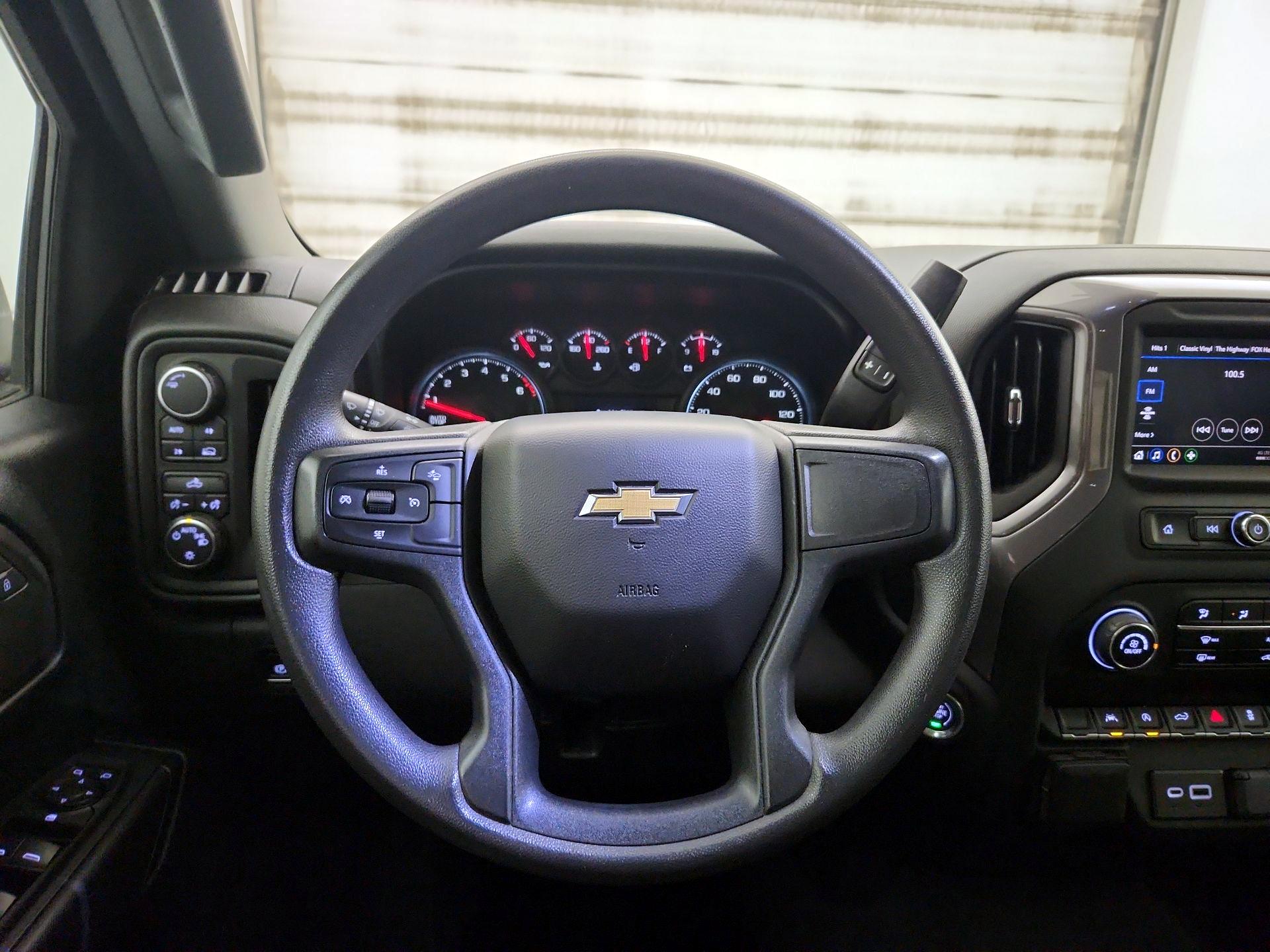 Thumbnail: 2022 Chevrolet Silverado 1500 - 10