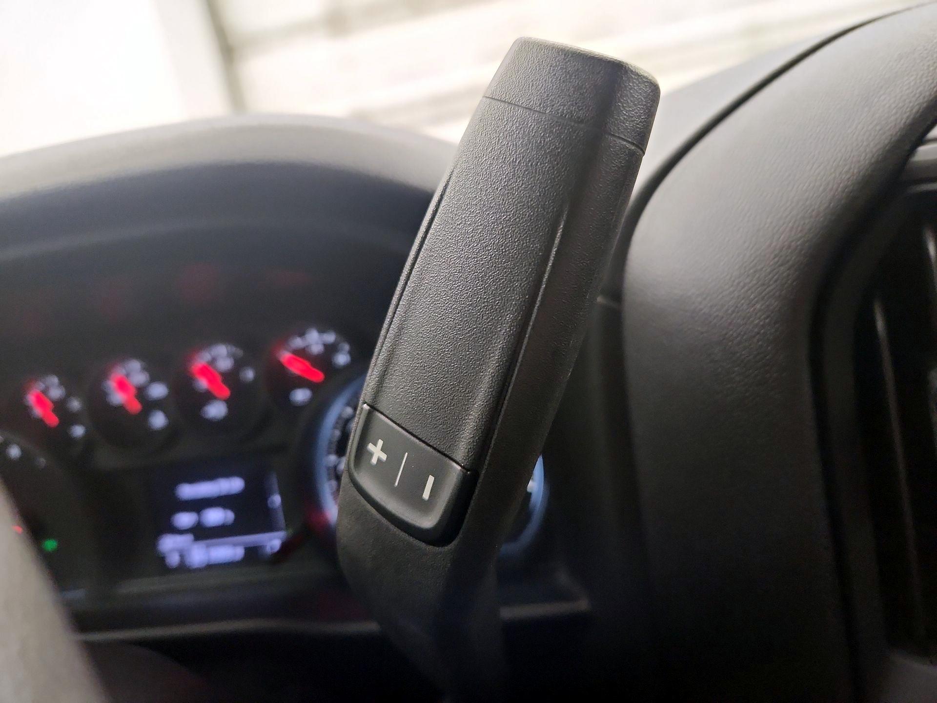 Thumbnail: 2022 Chevrolet Silverado 1500 - 17