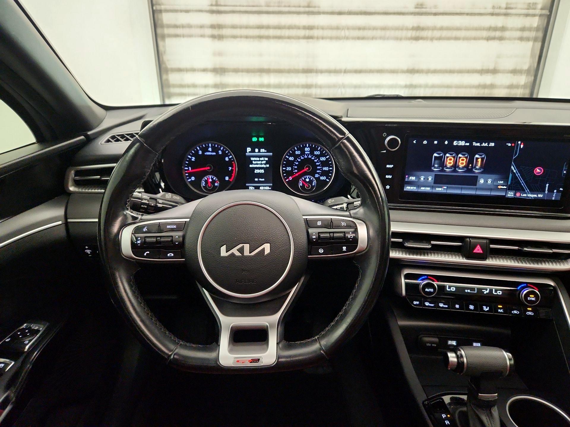 Thumbnail: 2022 Kia K5 - 10