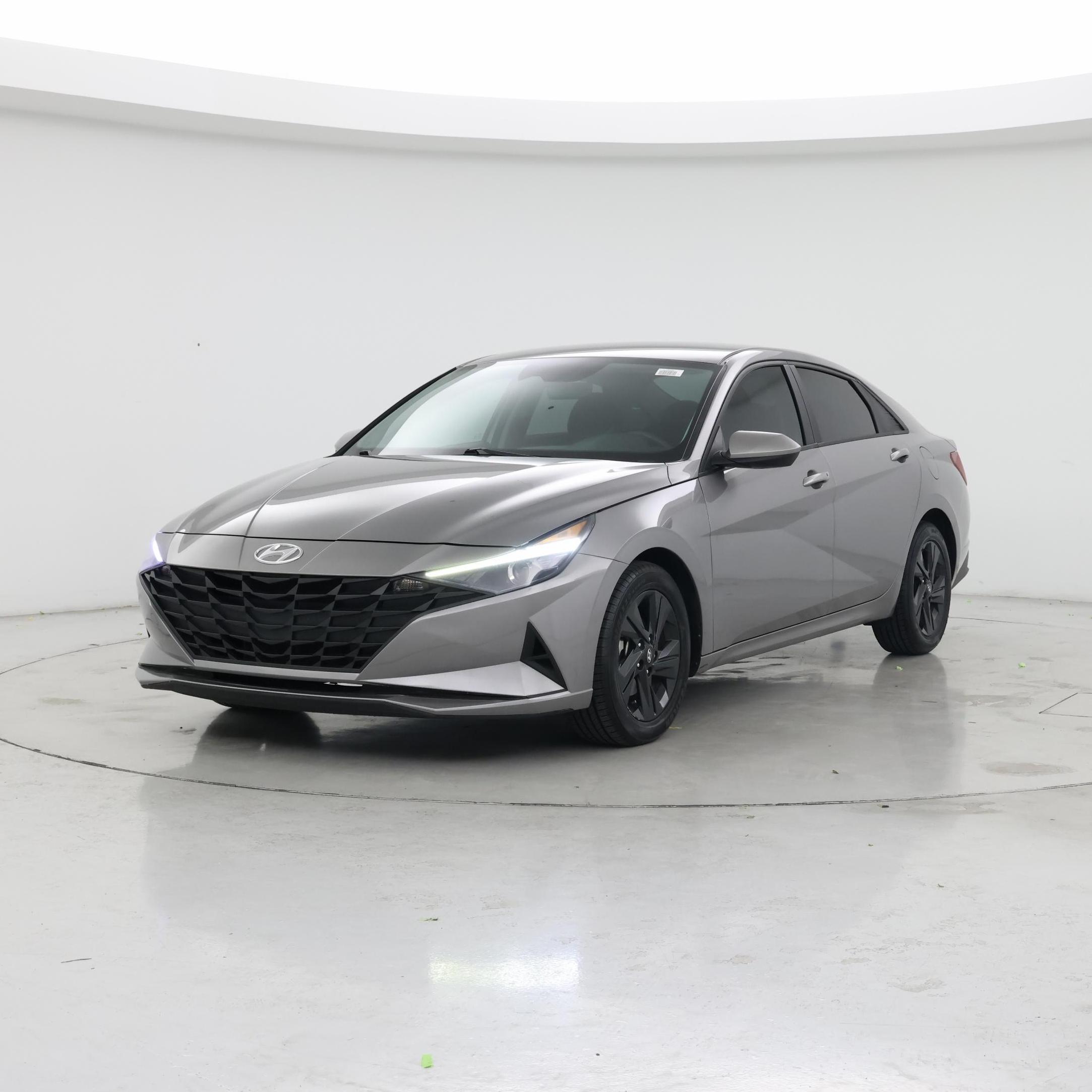 Thumbnail: 2023 Hyundai Elantra - 4