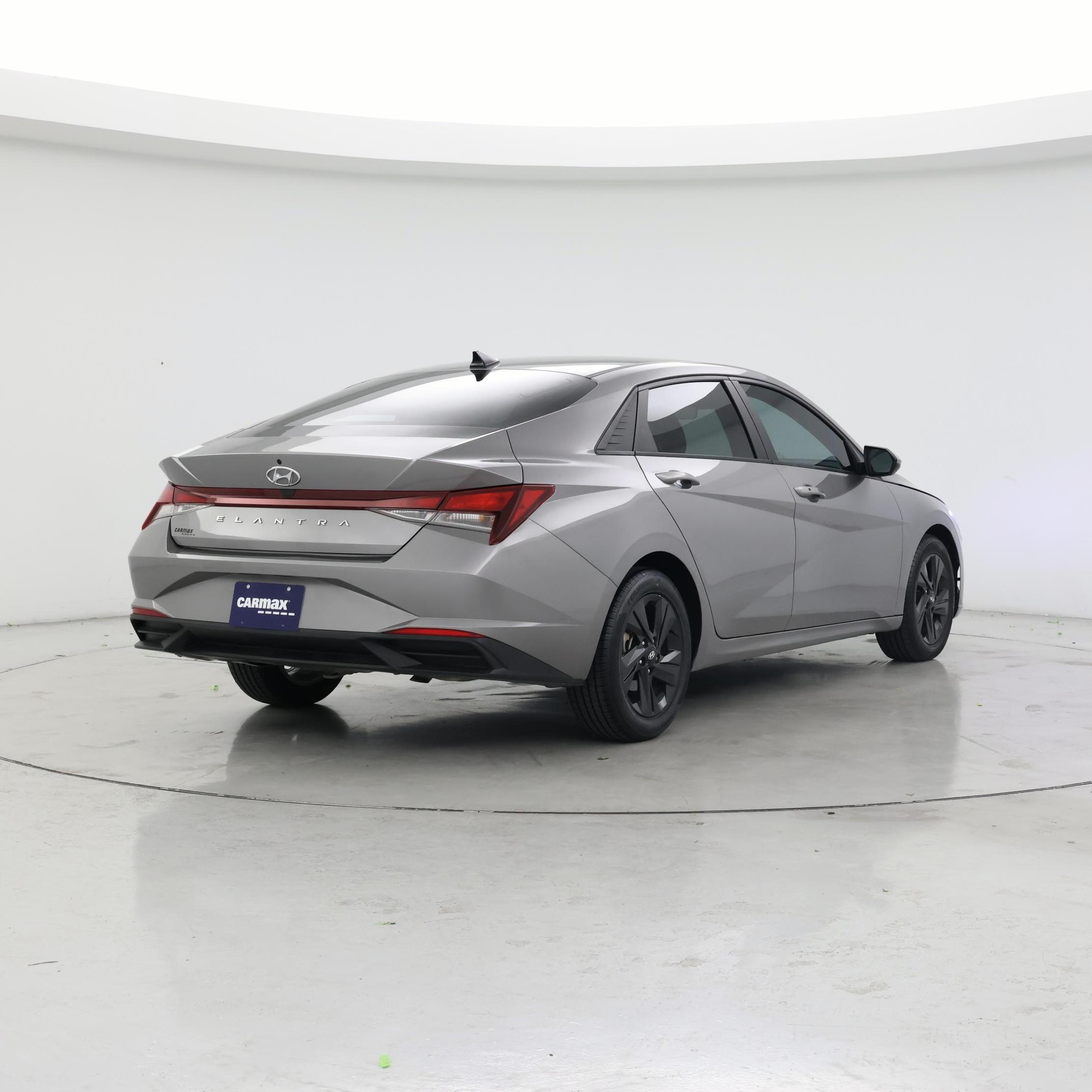 Thumbnail: 2023 Hyundai Elantra - 8