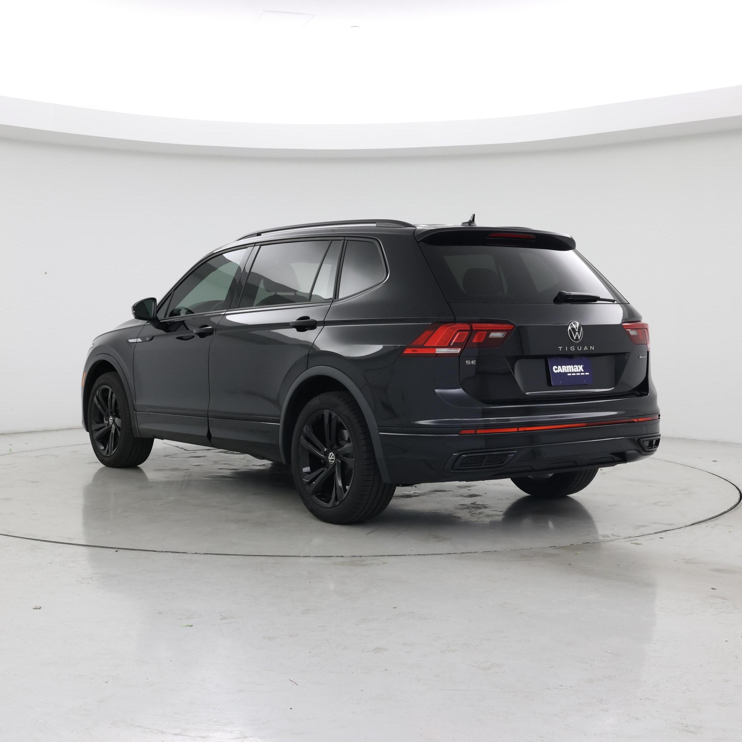 Thumbnail: 2024 Volkswagen Tiguan - 2