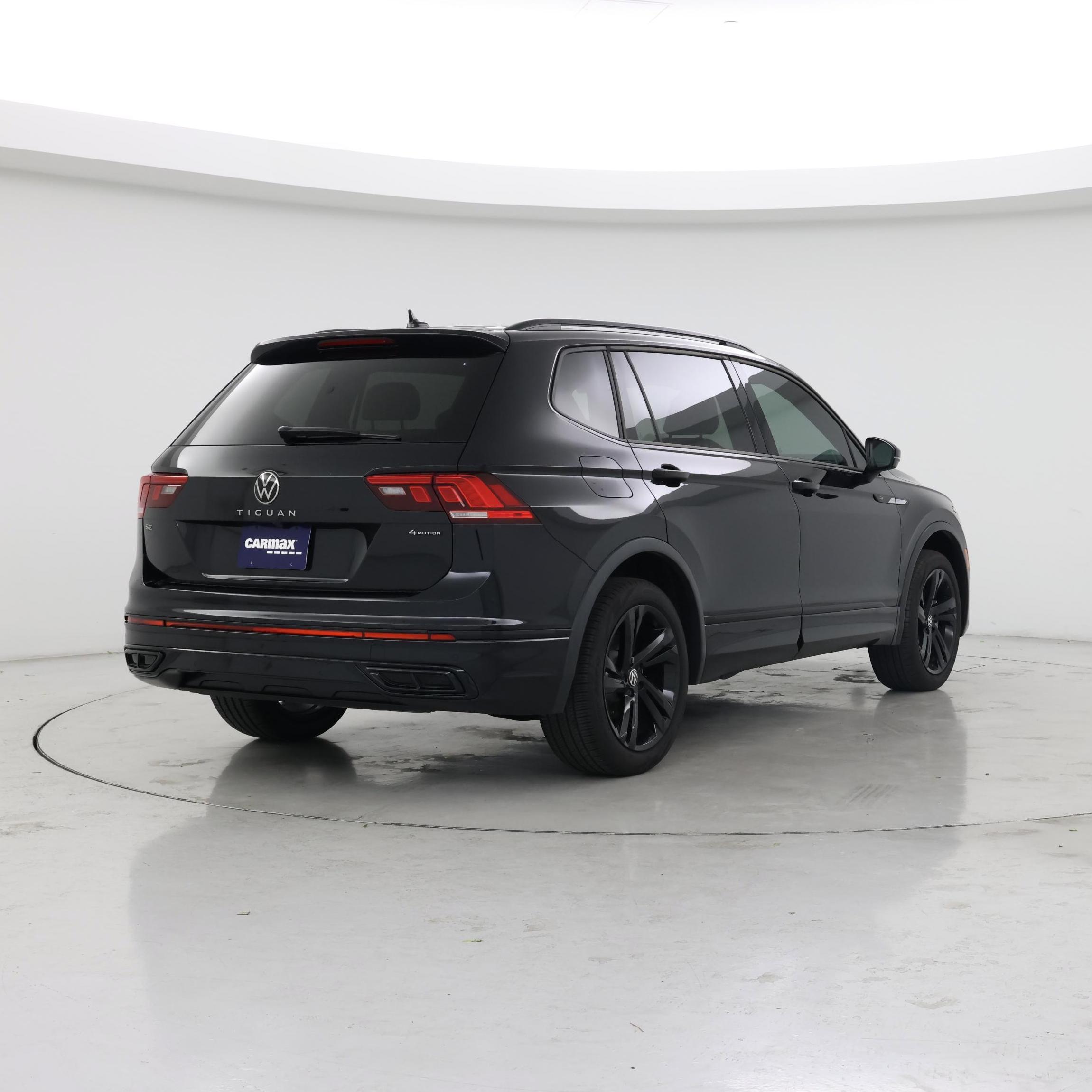 Thumbnail: 2024 Volkswagen Tiguan - 8