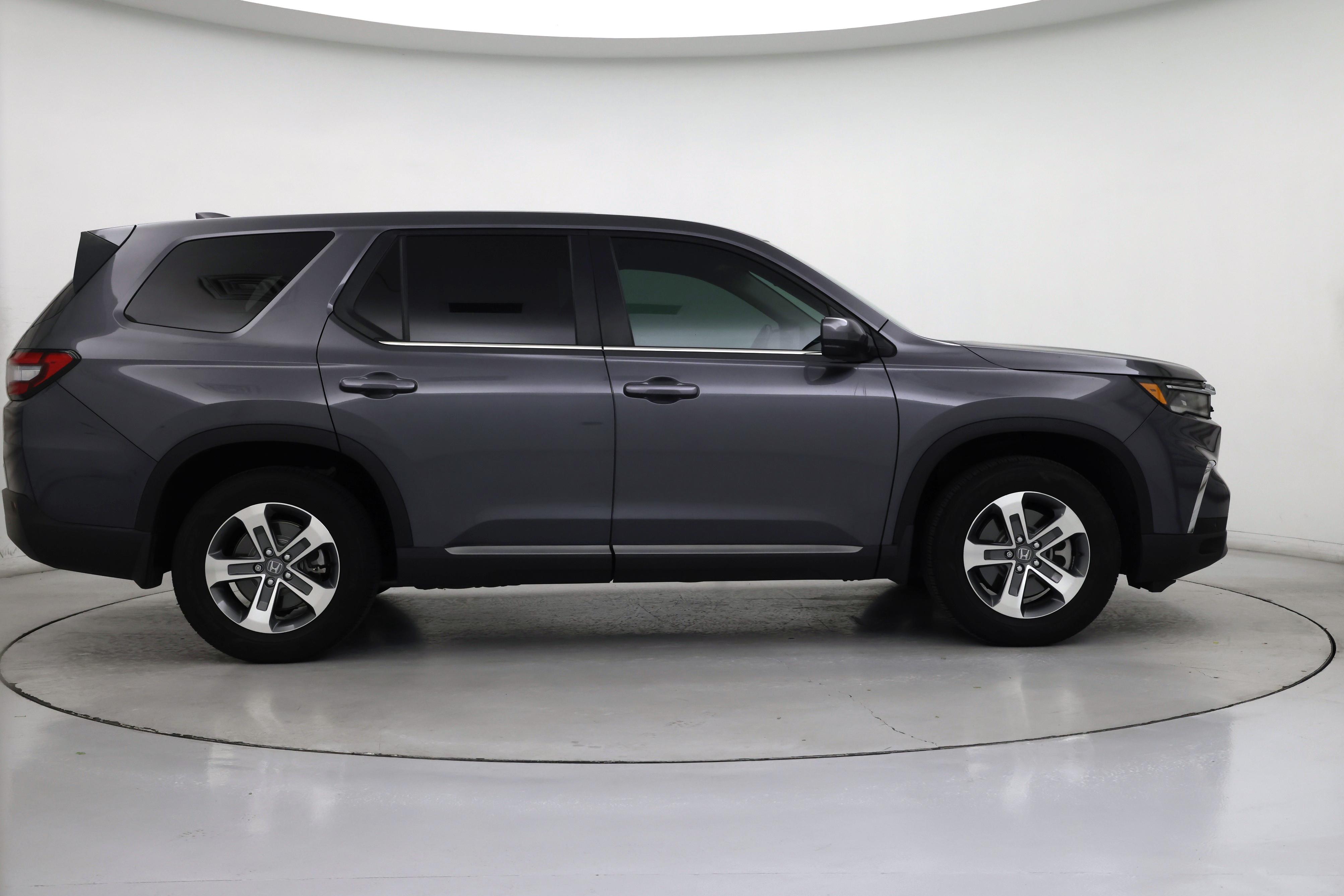 Thumbnail: 2025 Honda Pilot - 7