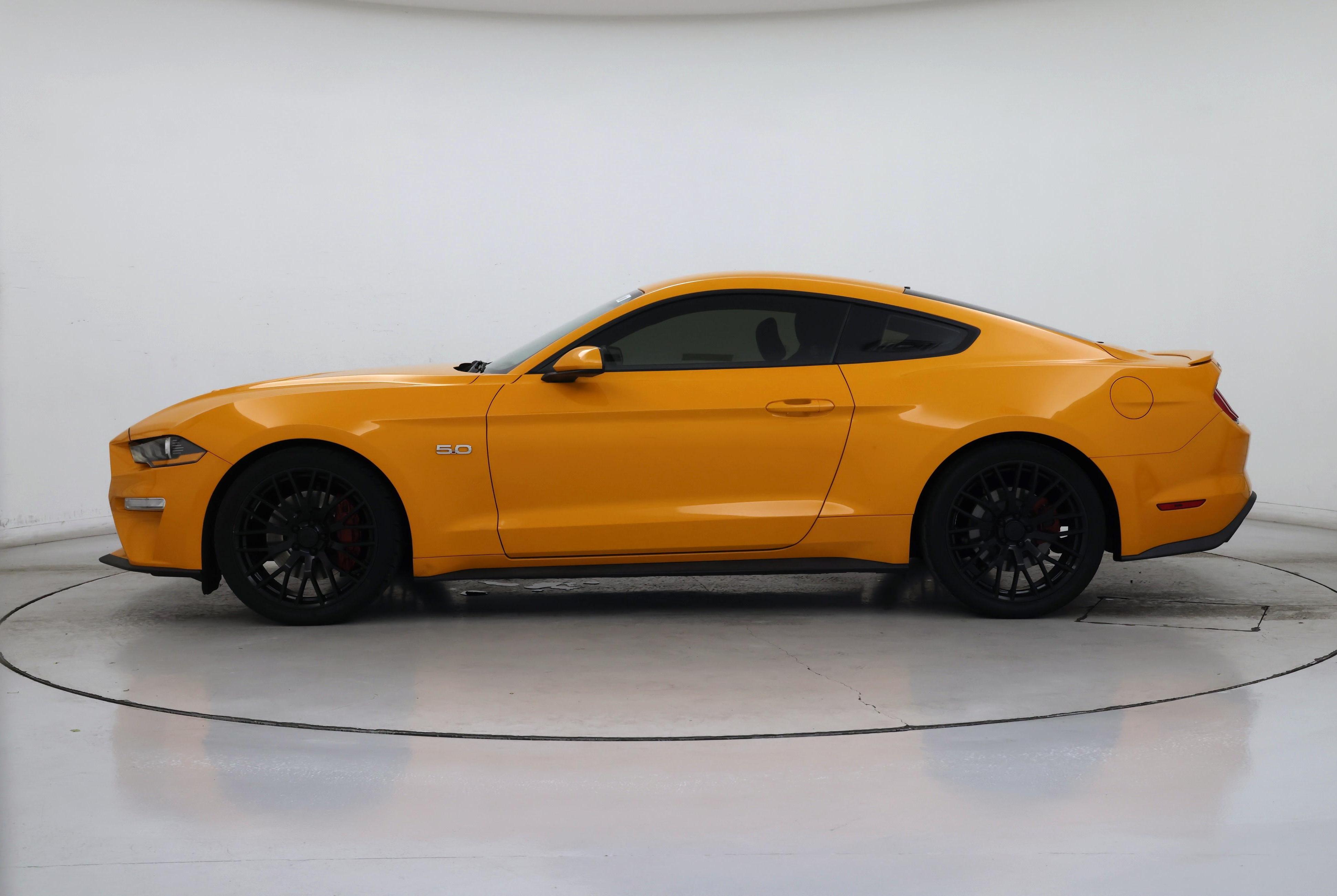 Thumbnail: 2018 Ford Mustang - 3