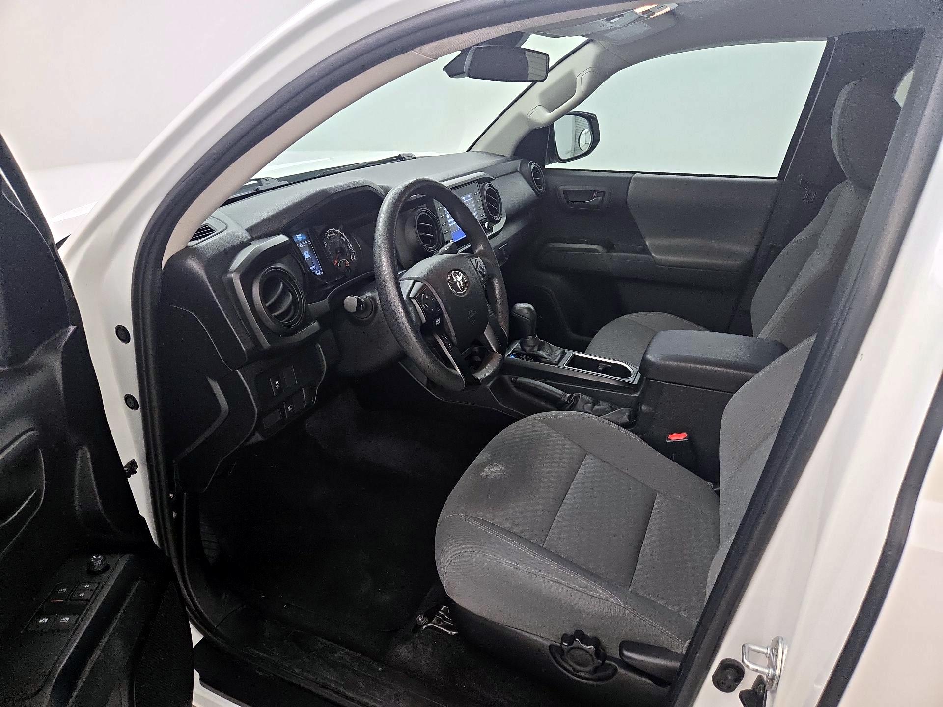 Thumbnail: 2021 Toyota Tacoma - 11