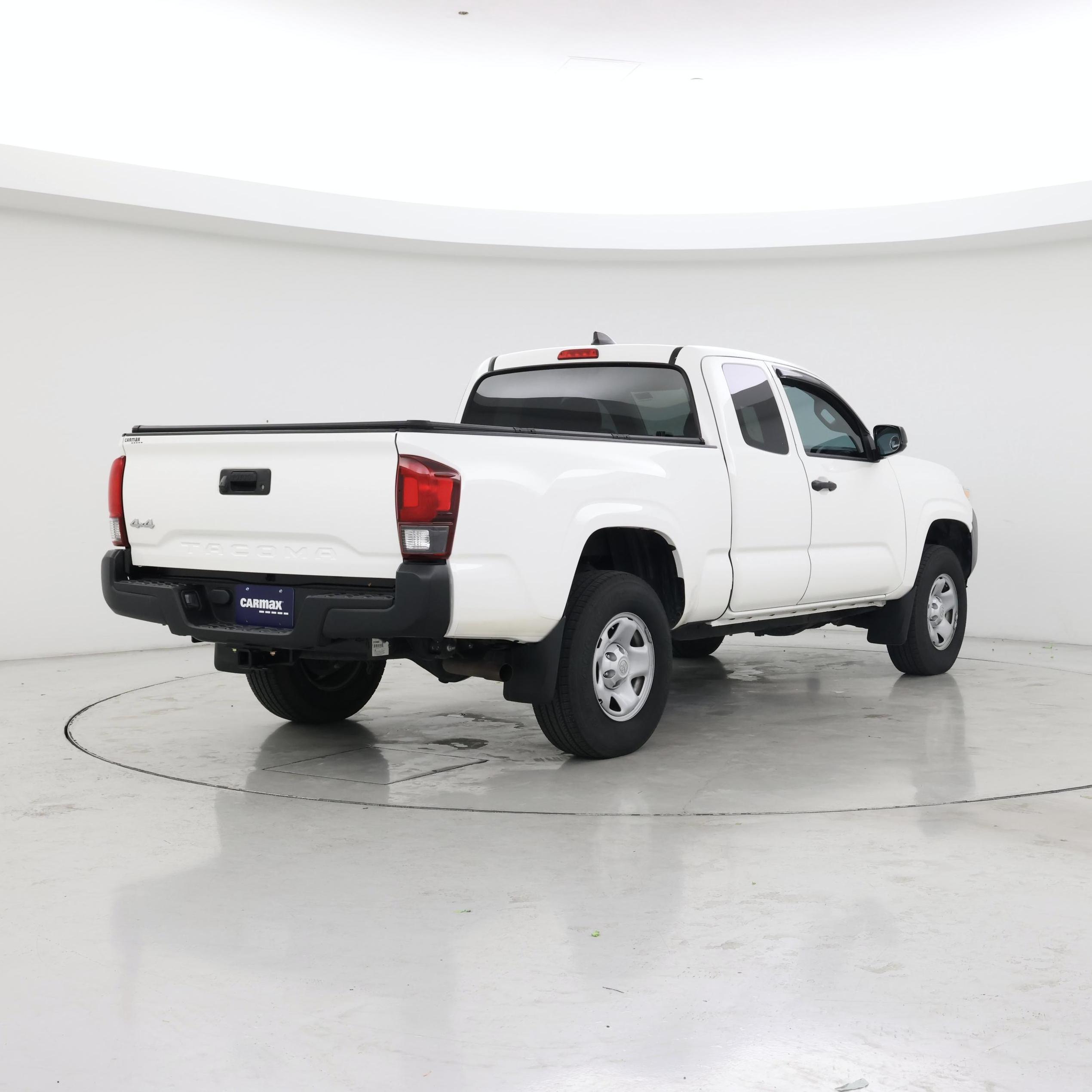 Thumbnail: 2021 Toyota Tacoma - 8
