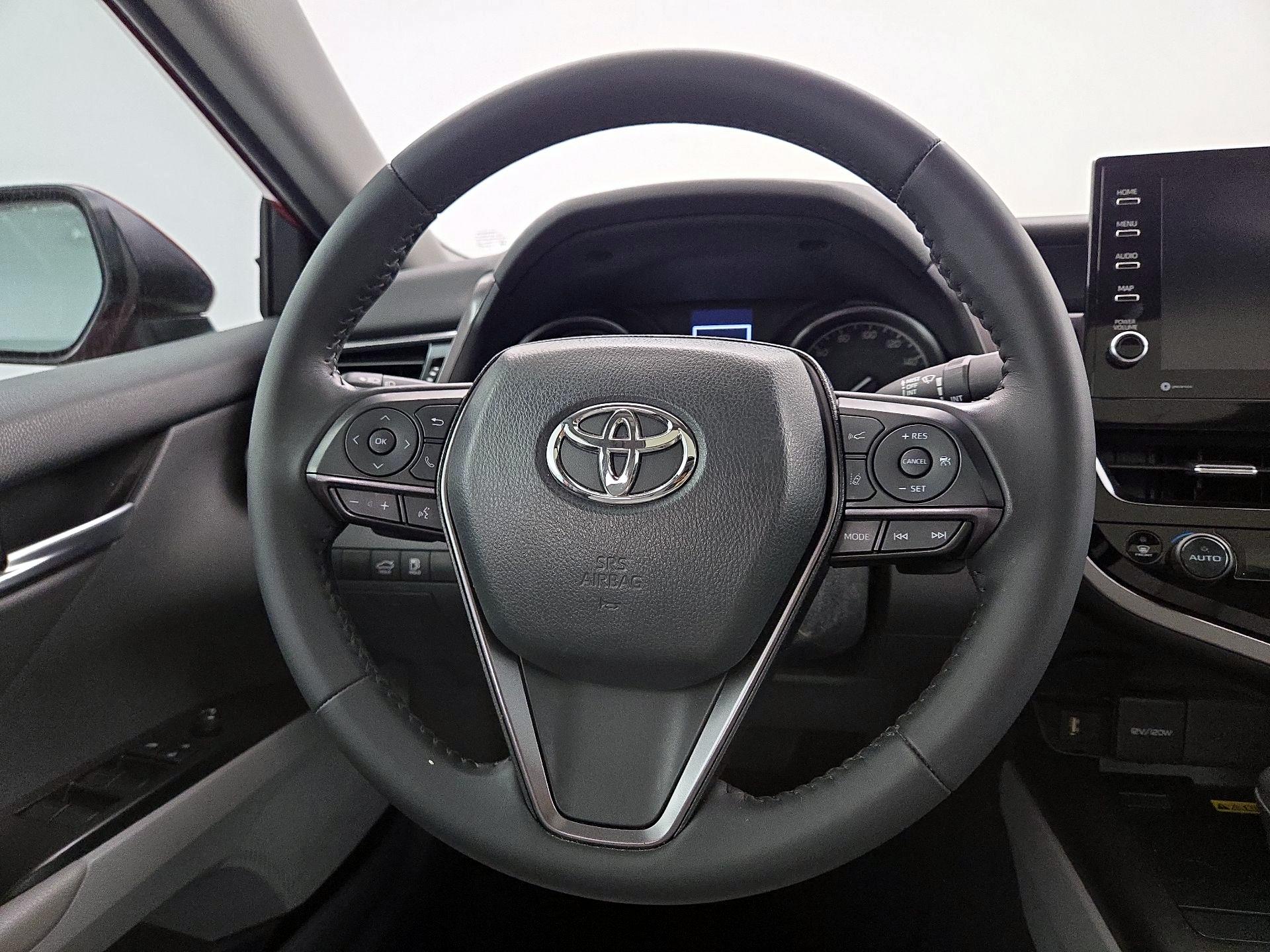 Thumbnail: 2024 Toyota Camry - 10