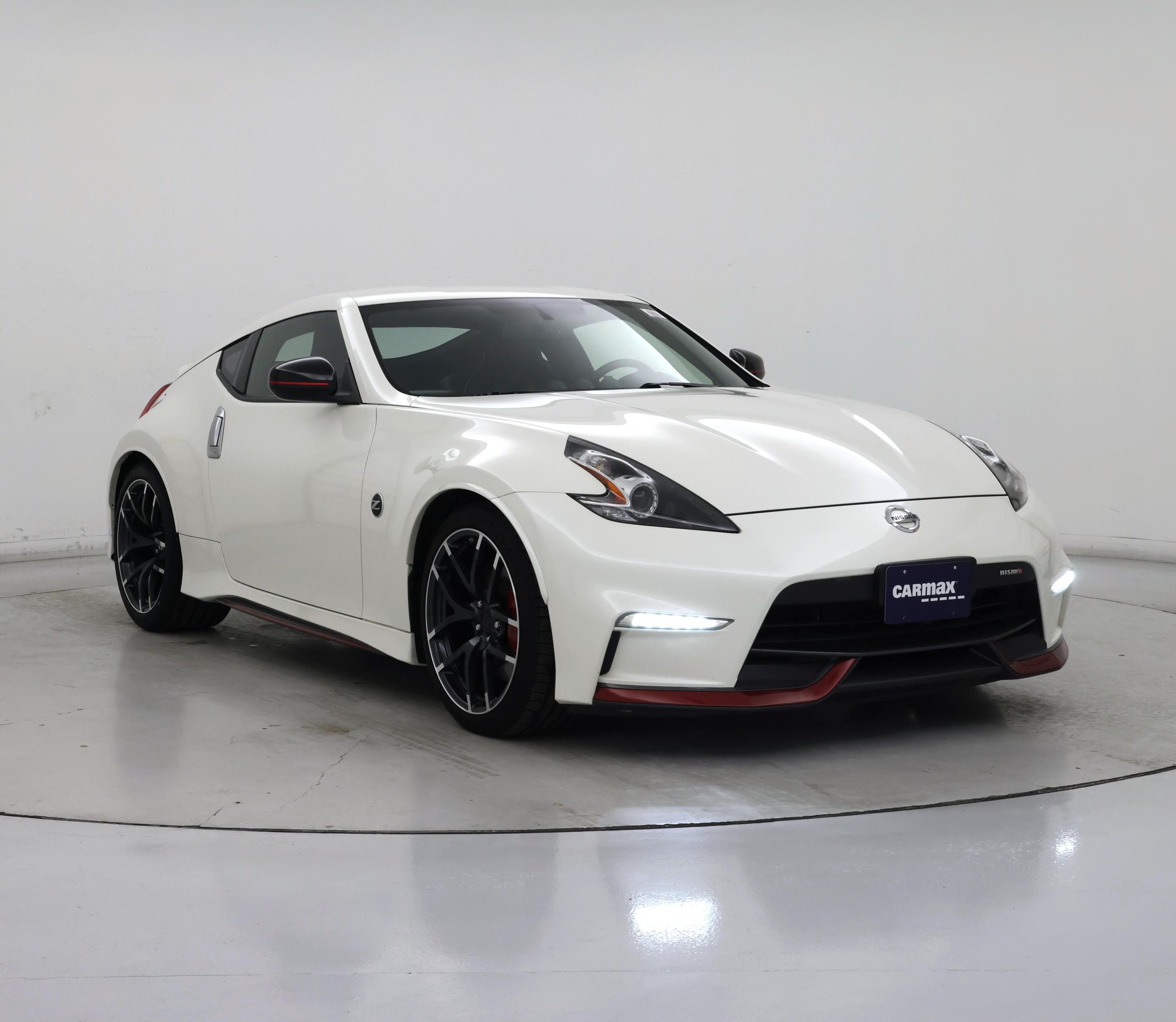 White 2017 Nissan 370Z Coupe  Manual